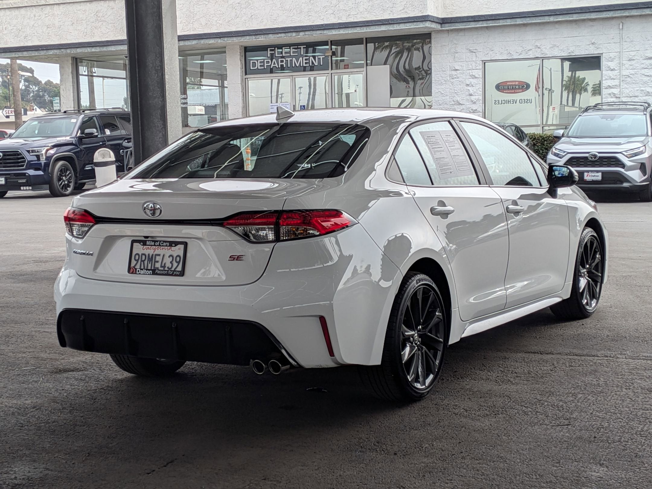 2025 Toyota COROLLA SE