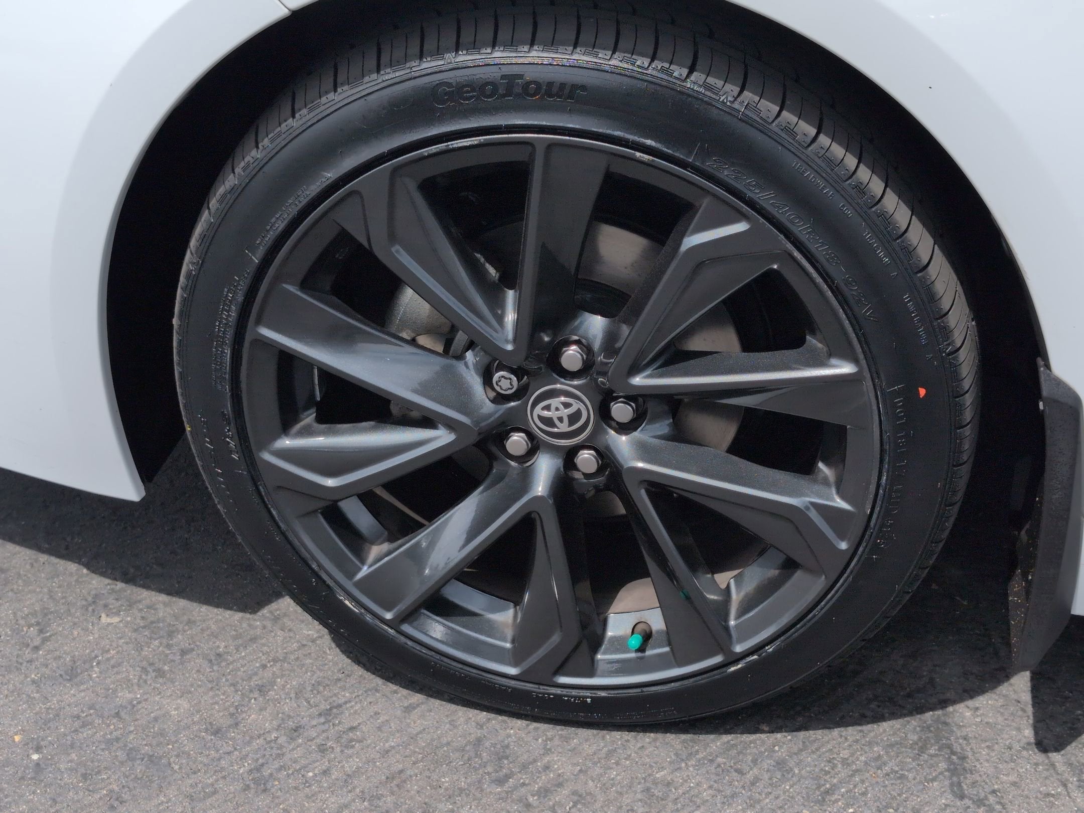 2024 Toyota COROLLA SE