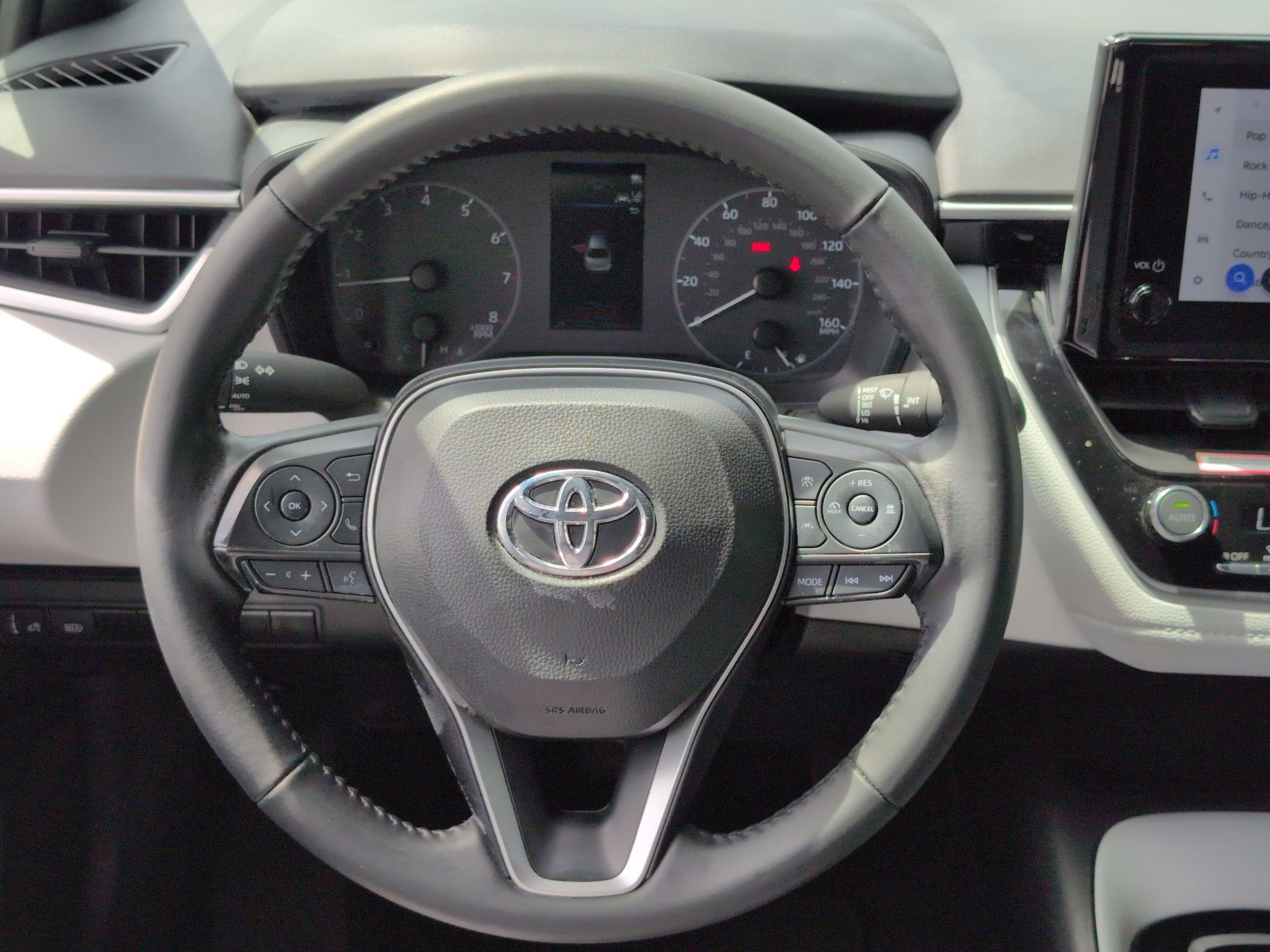 2024 Toyota COROLLA SE