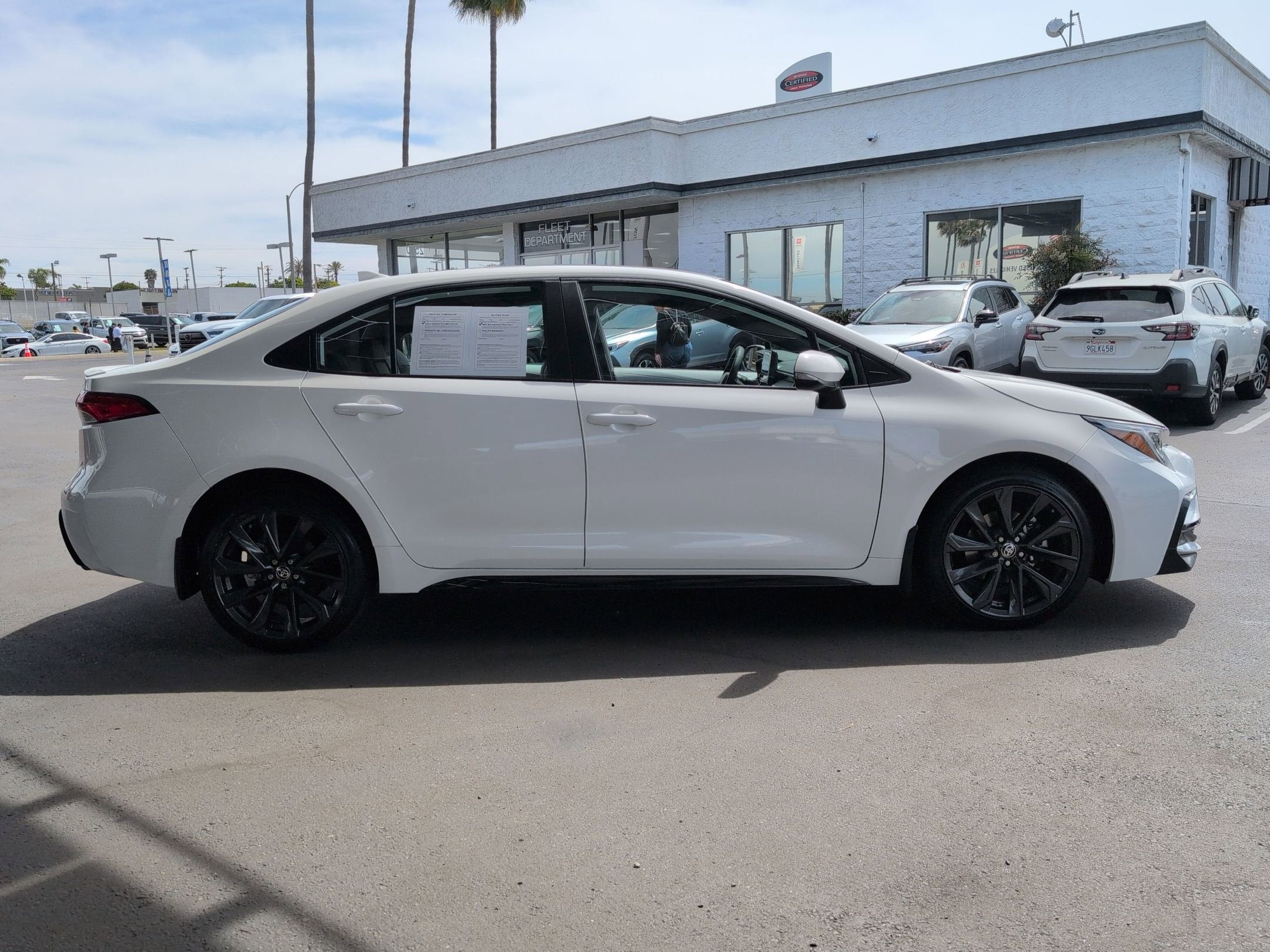 2024 Toyota COROLLA SE