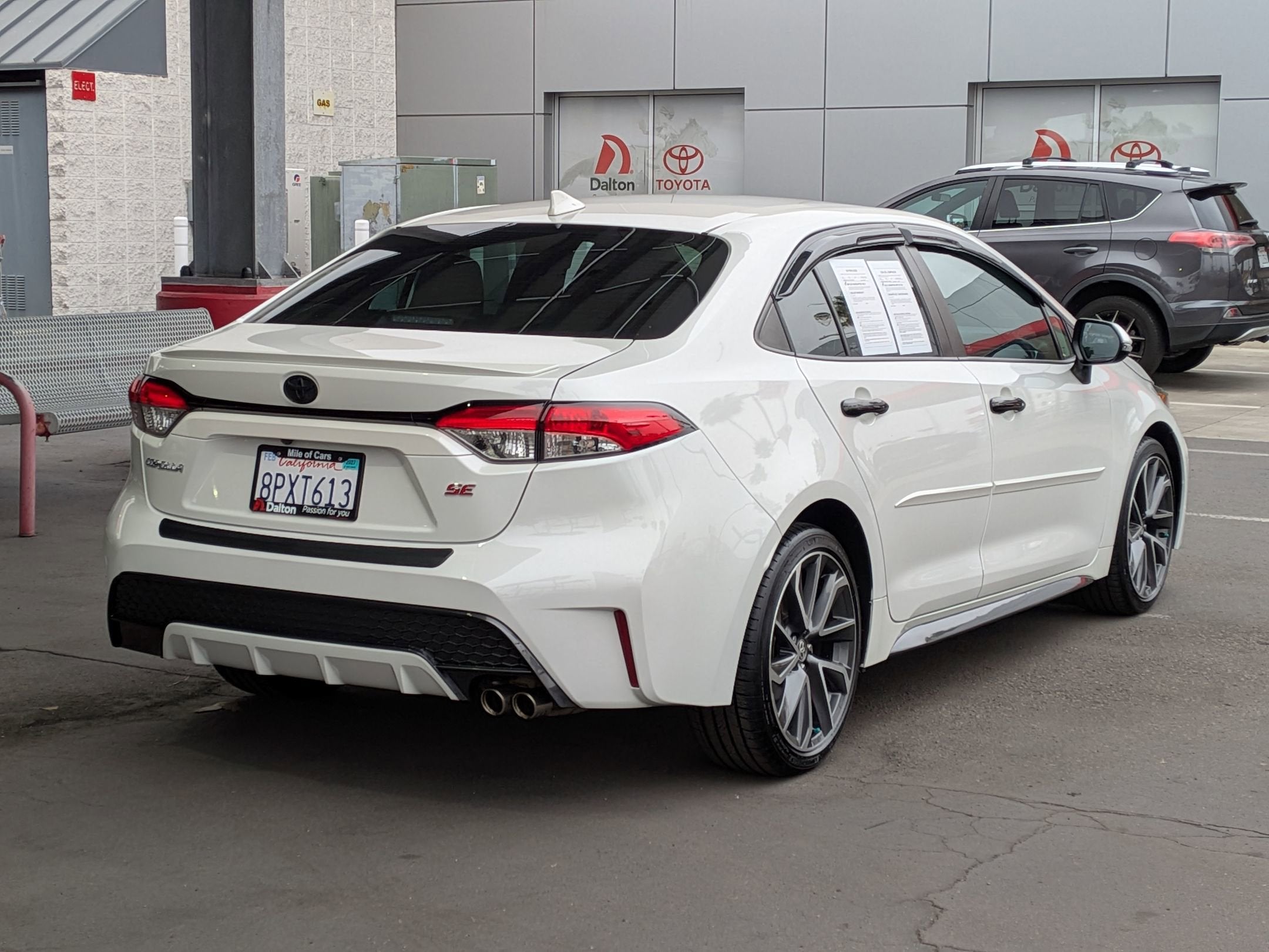 2020 Toyota COROLLA SE