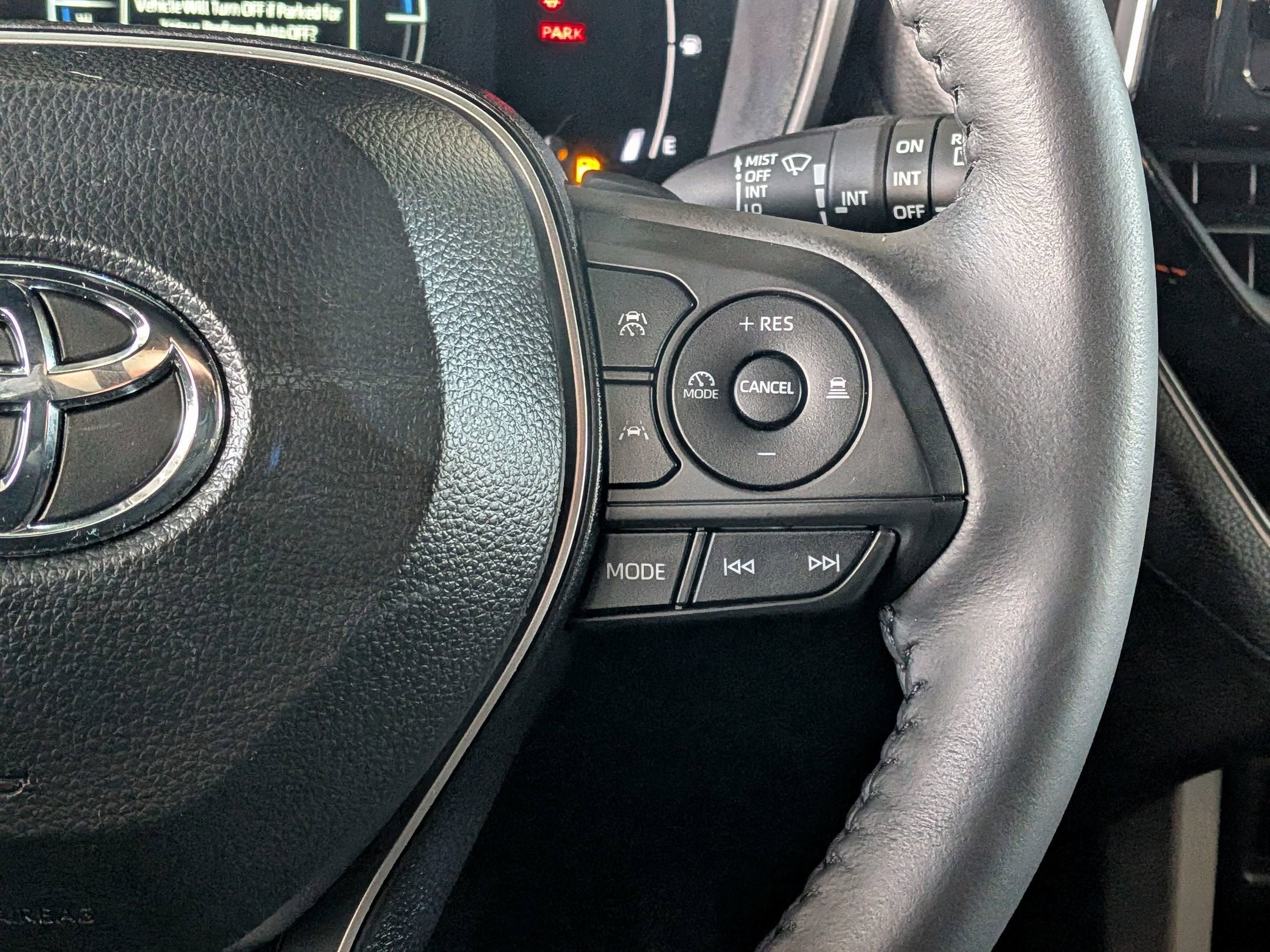 2024 Toyota COROLLA CROSS HV Hybrid XSE