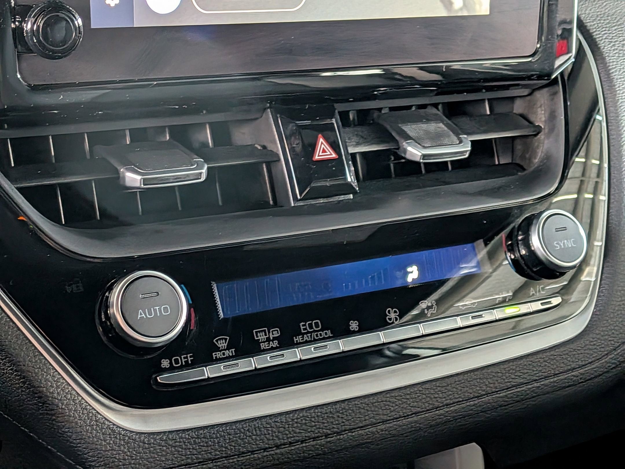 2024 Toyota COROLLA CROSS HV Hybrid XSE