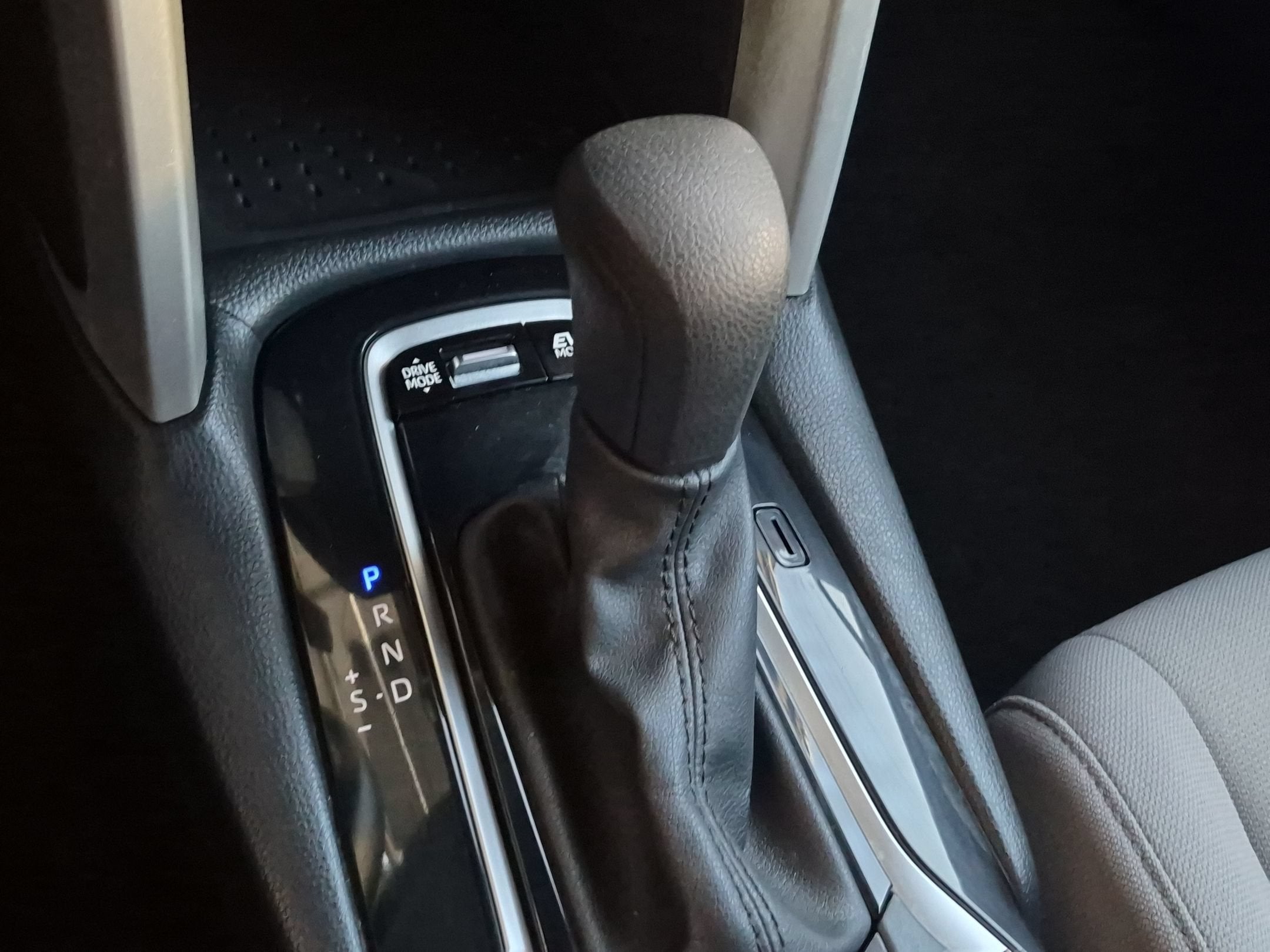 2023 Toyota Corolla Cross Hybrid Hybrid S