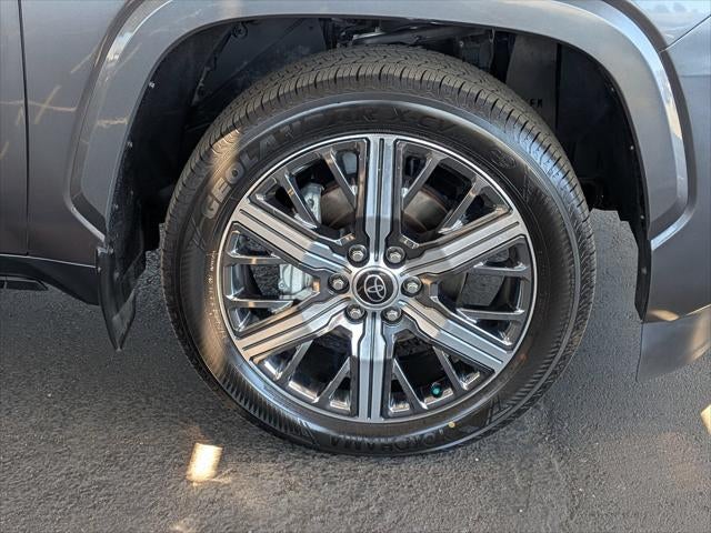 2023 Toyota Sequoia Capstone