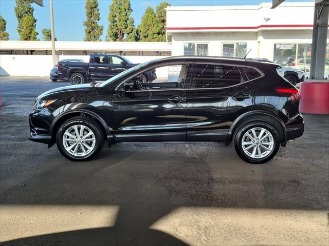 2018 Nissan Rogue Sport SV