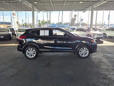 2018 Nissan Rogue Sport SV