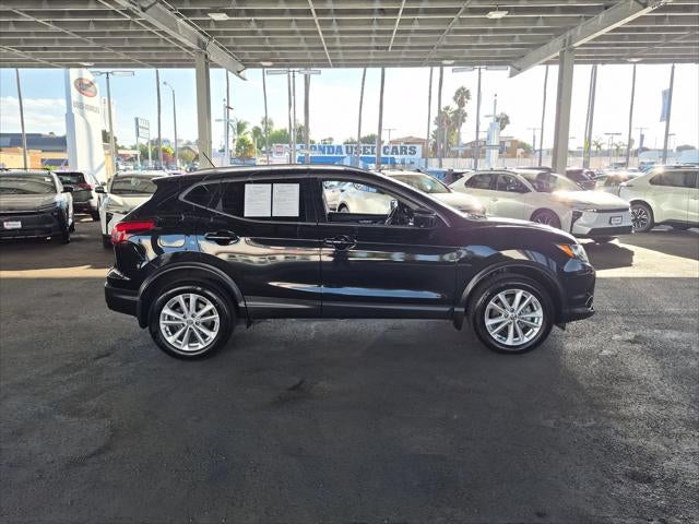 2018 Nissan Rogue Sport SV