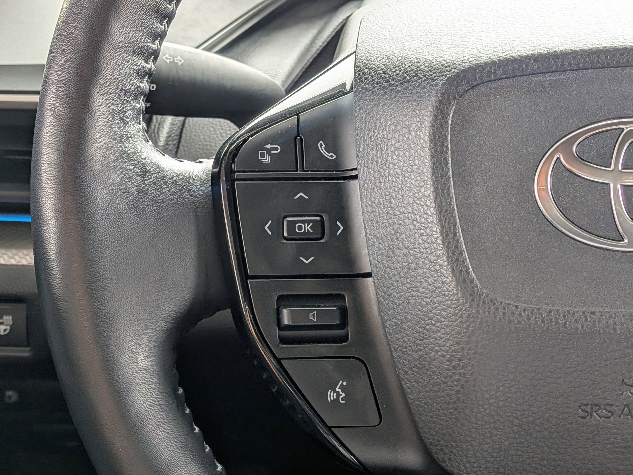 2023 Toyota Prius XLE