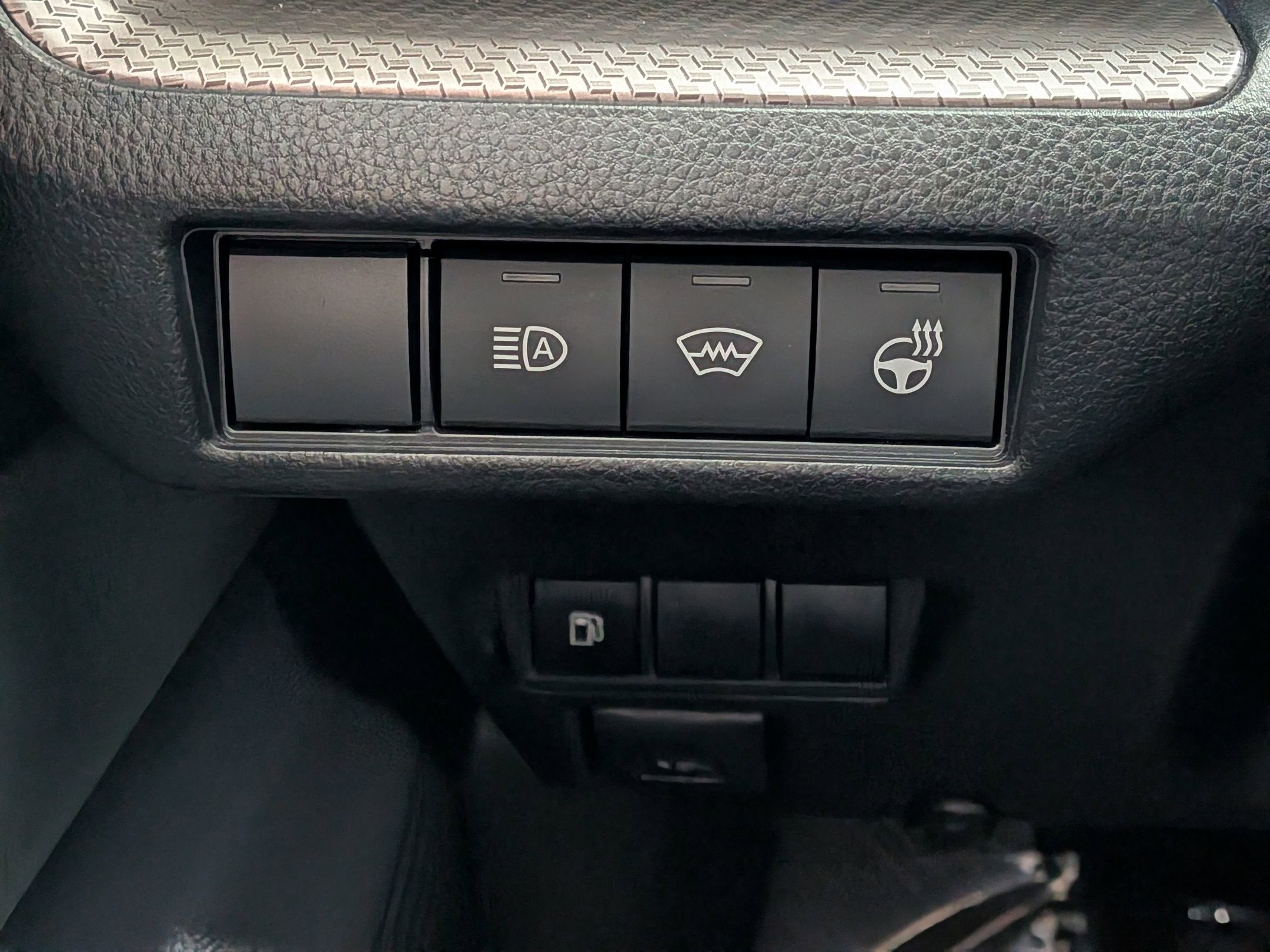 2023 Toyota Prius XLE