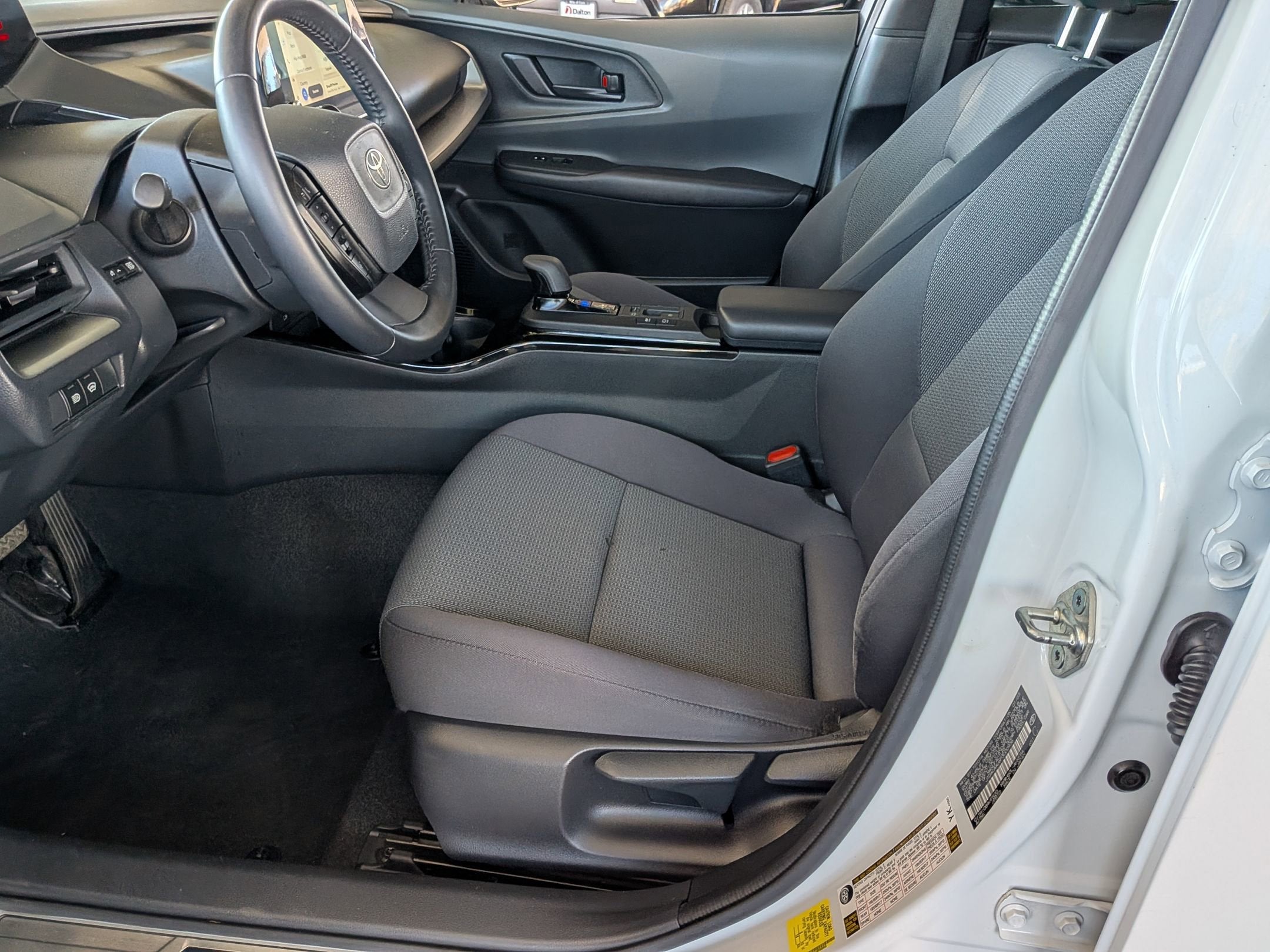 2023 Toyota PRIUS LE