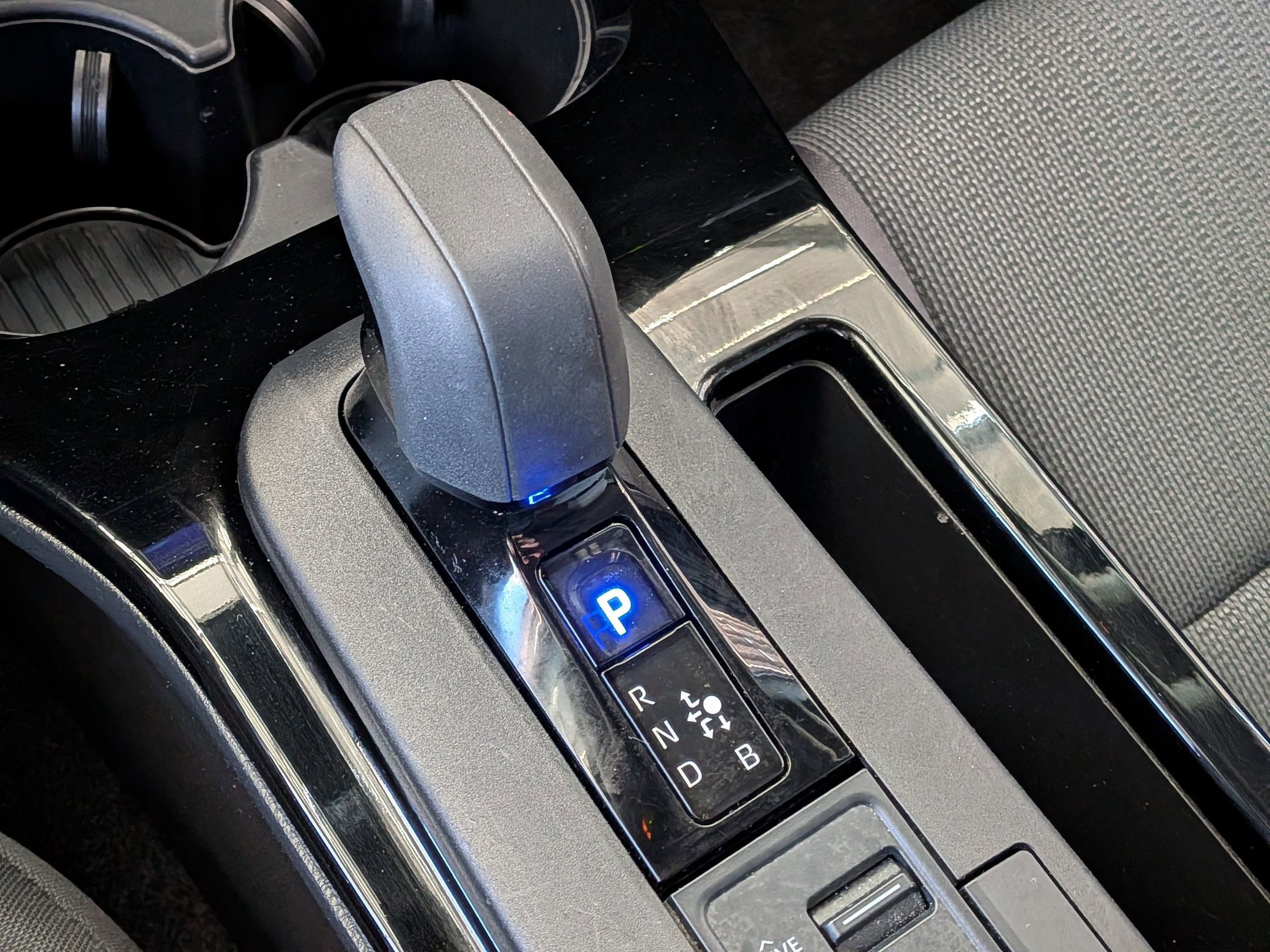 2023 Toyota PRIUS LE