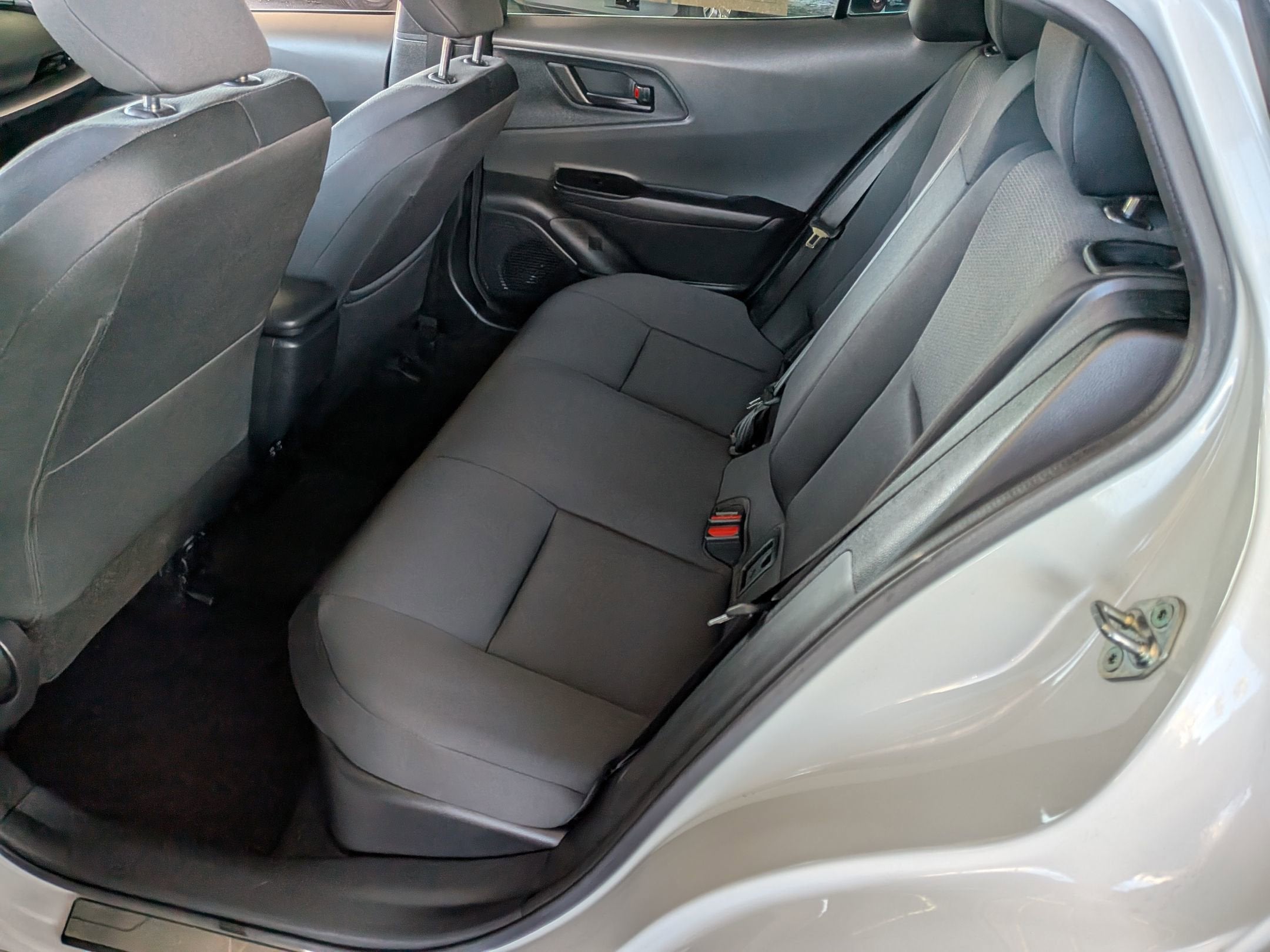 2023 Toyota PRIUS LE