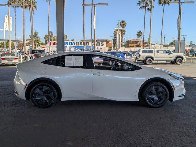 2023 Toyota PRIUS LE