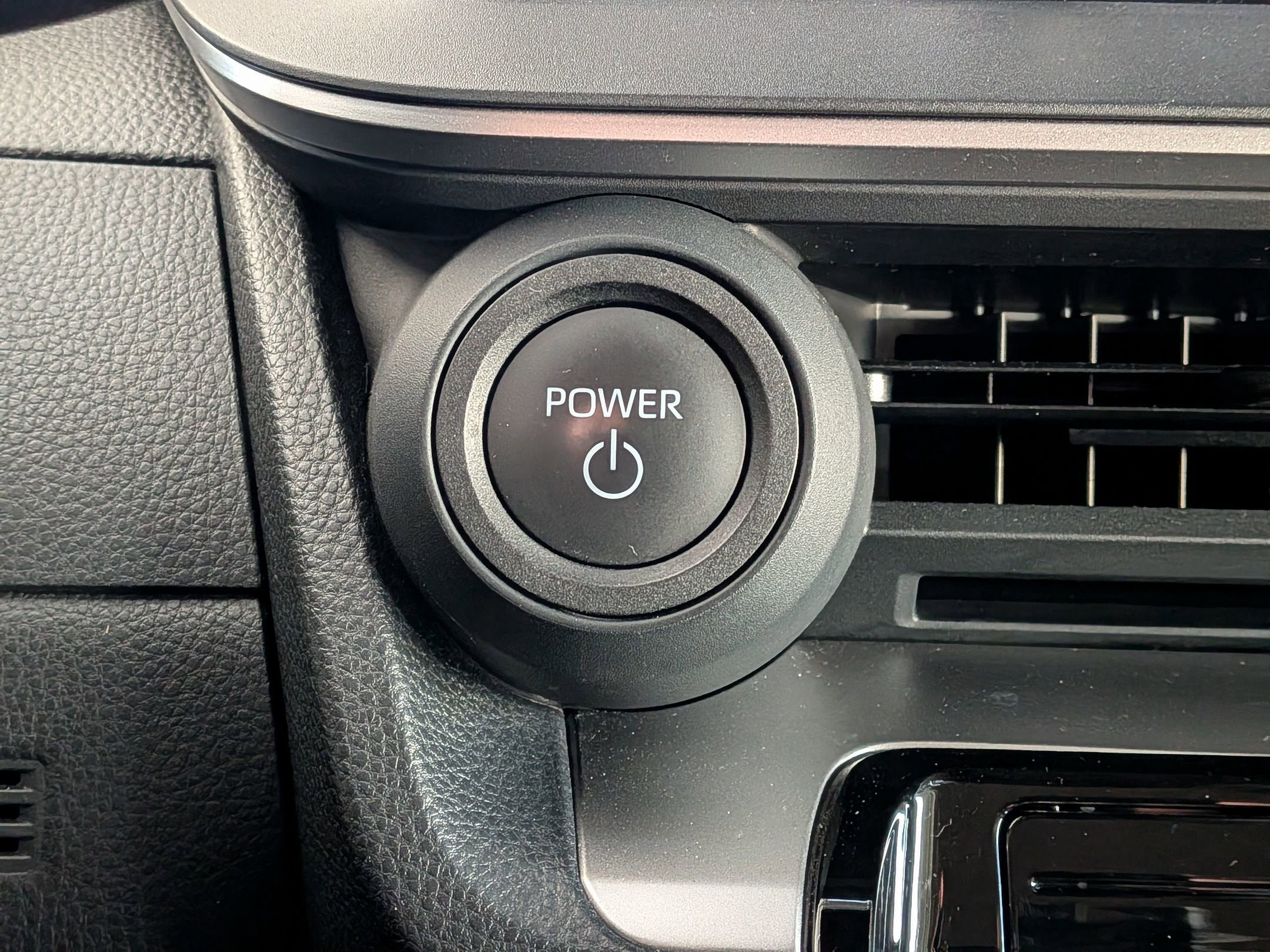 2023 Toyota PRIUS LE