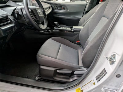 2025 Toyota PRIUS LE