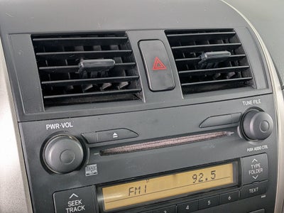 2009 Toyota COROLLA LE