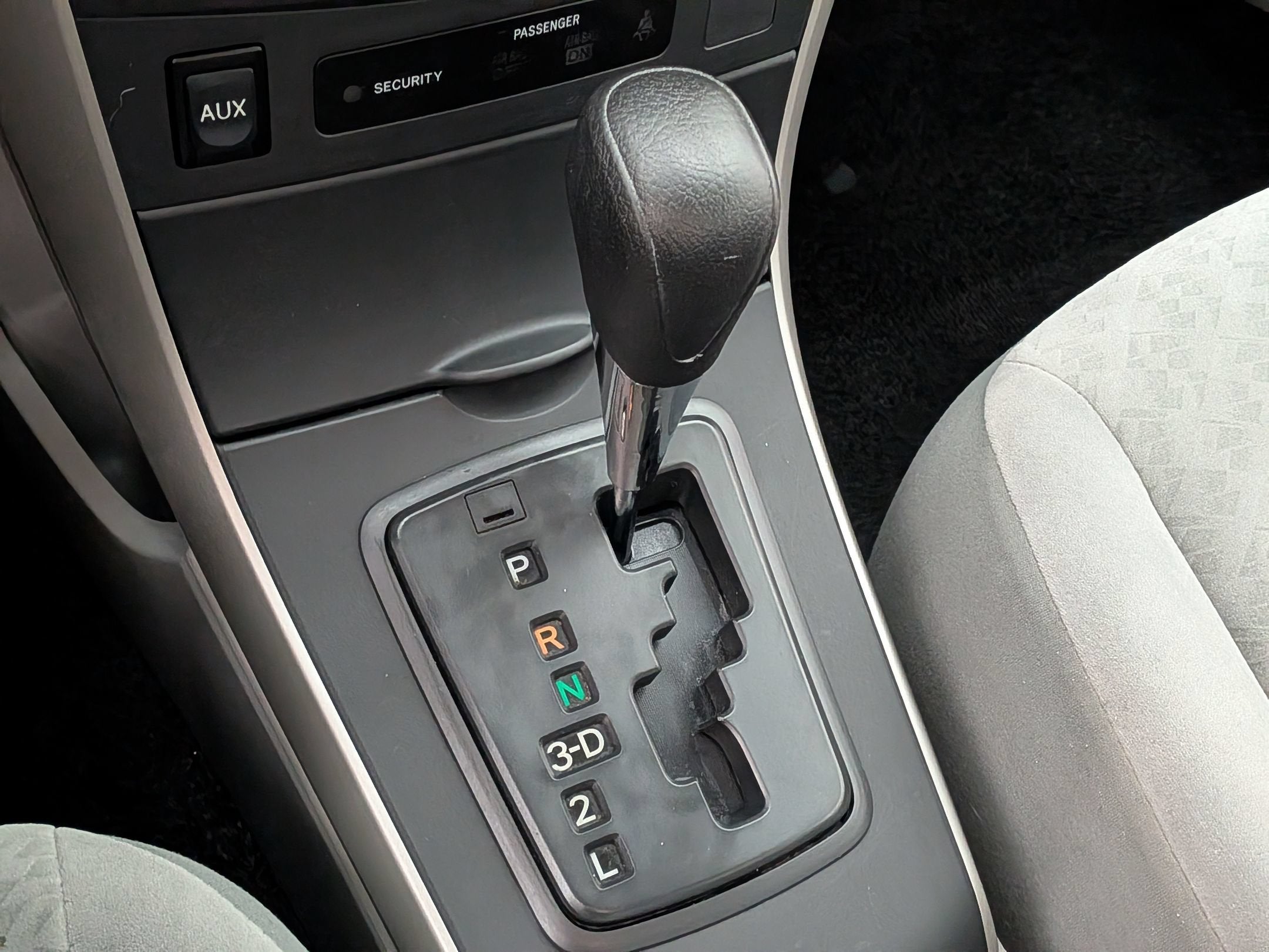 2009 Toyota COROLLA LE