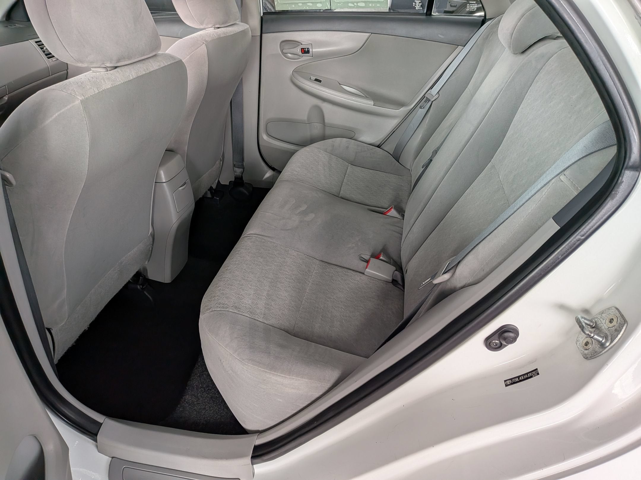 2009 Toyota COROLLA LE