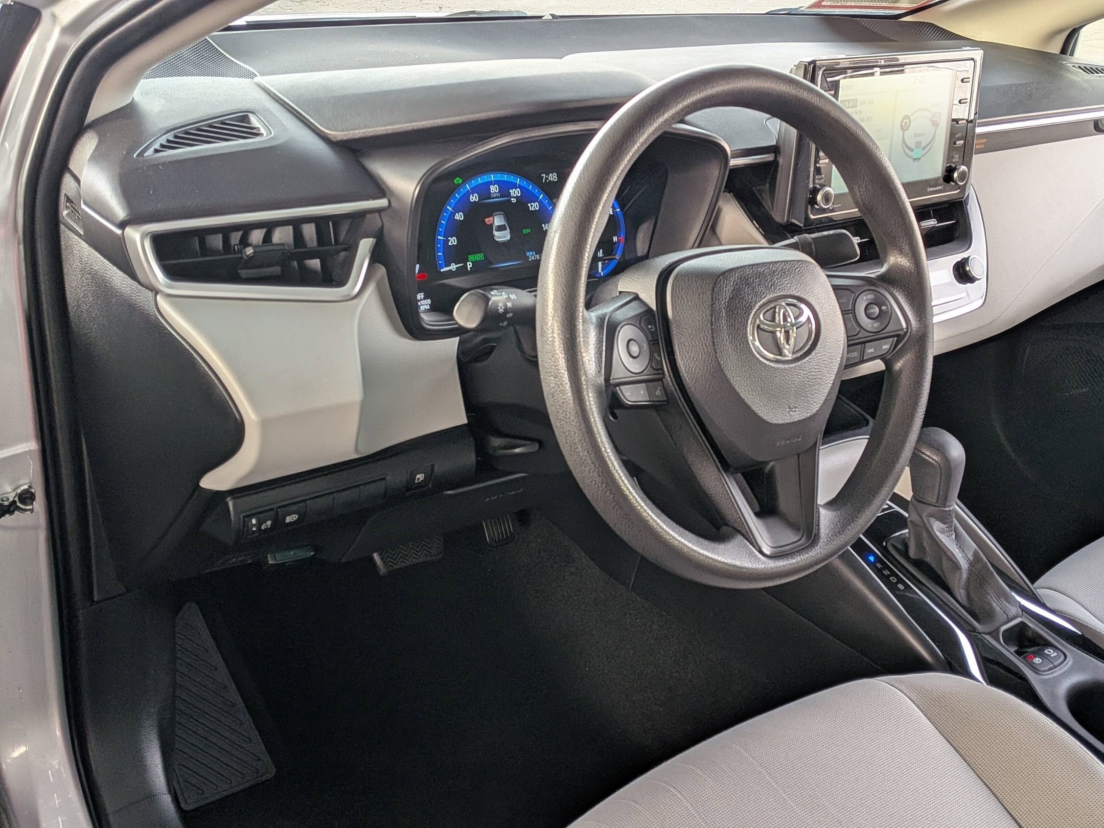 2022 Toyota COROLLA HYBRID Hybrid LE