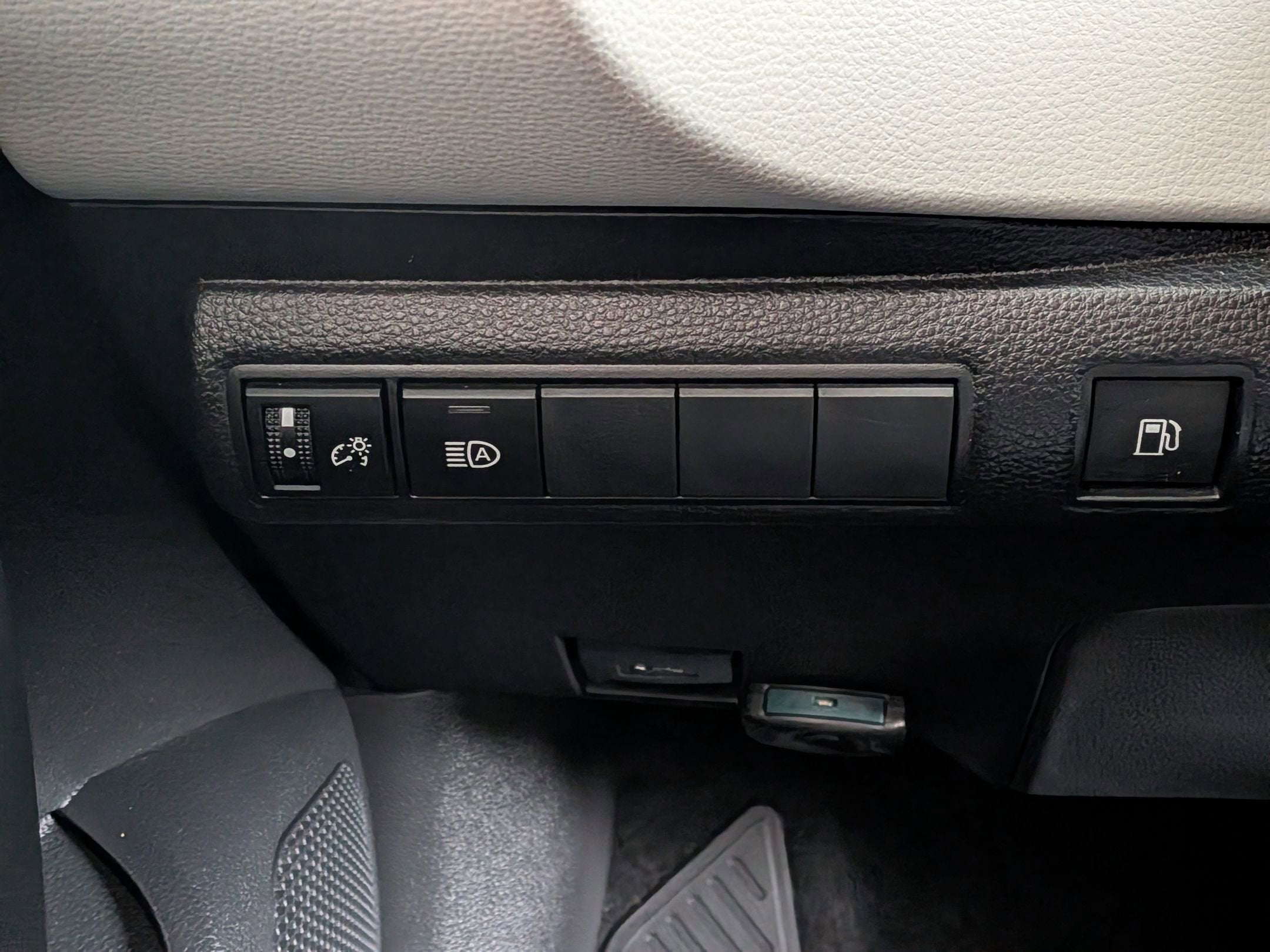 2022 Toyota COROLLA HYBRID Hybrid LE