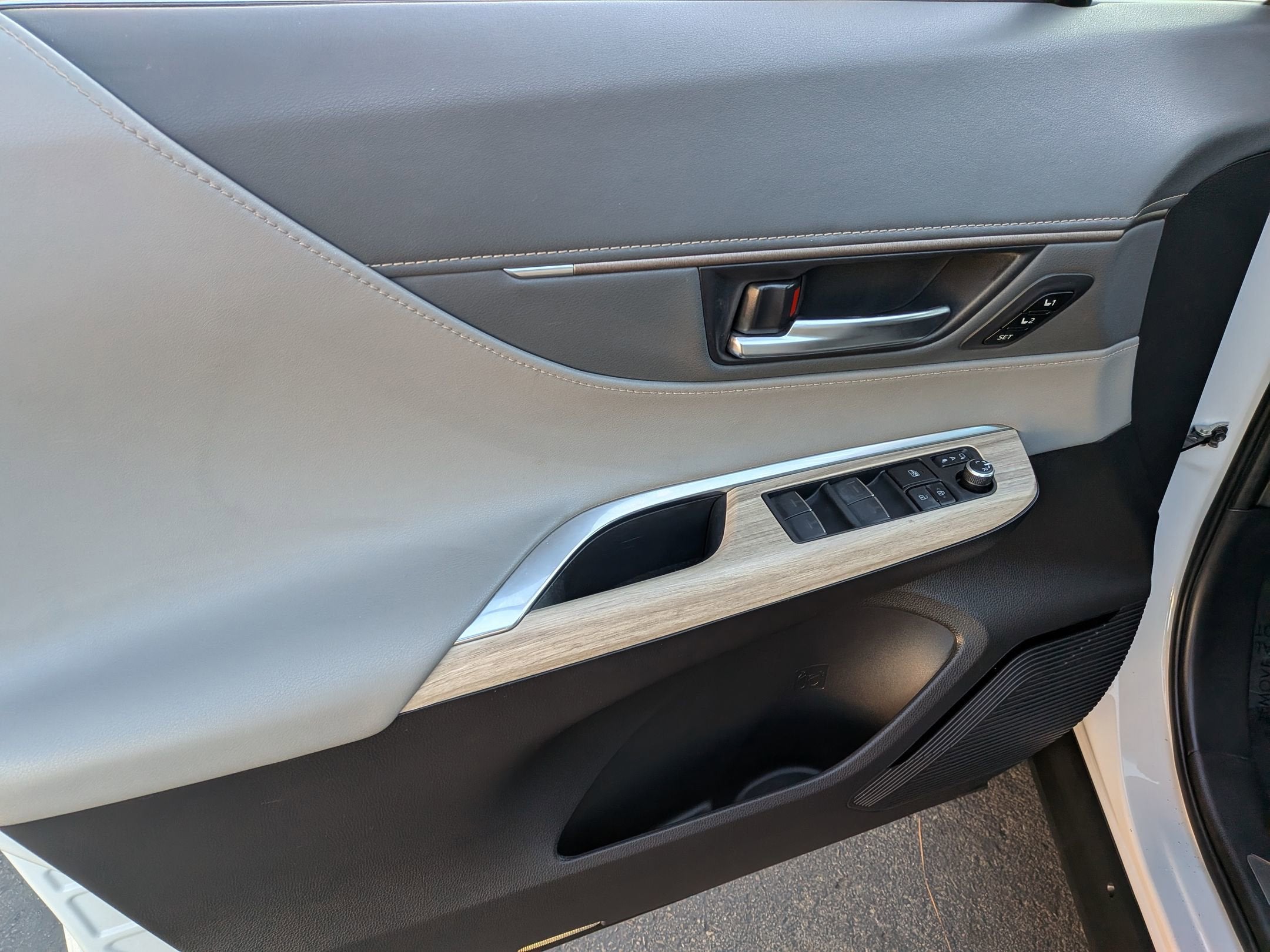 2023 Toyota Venza Limited