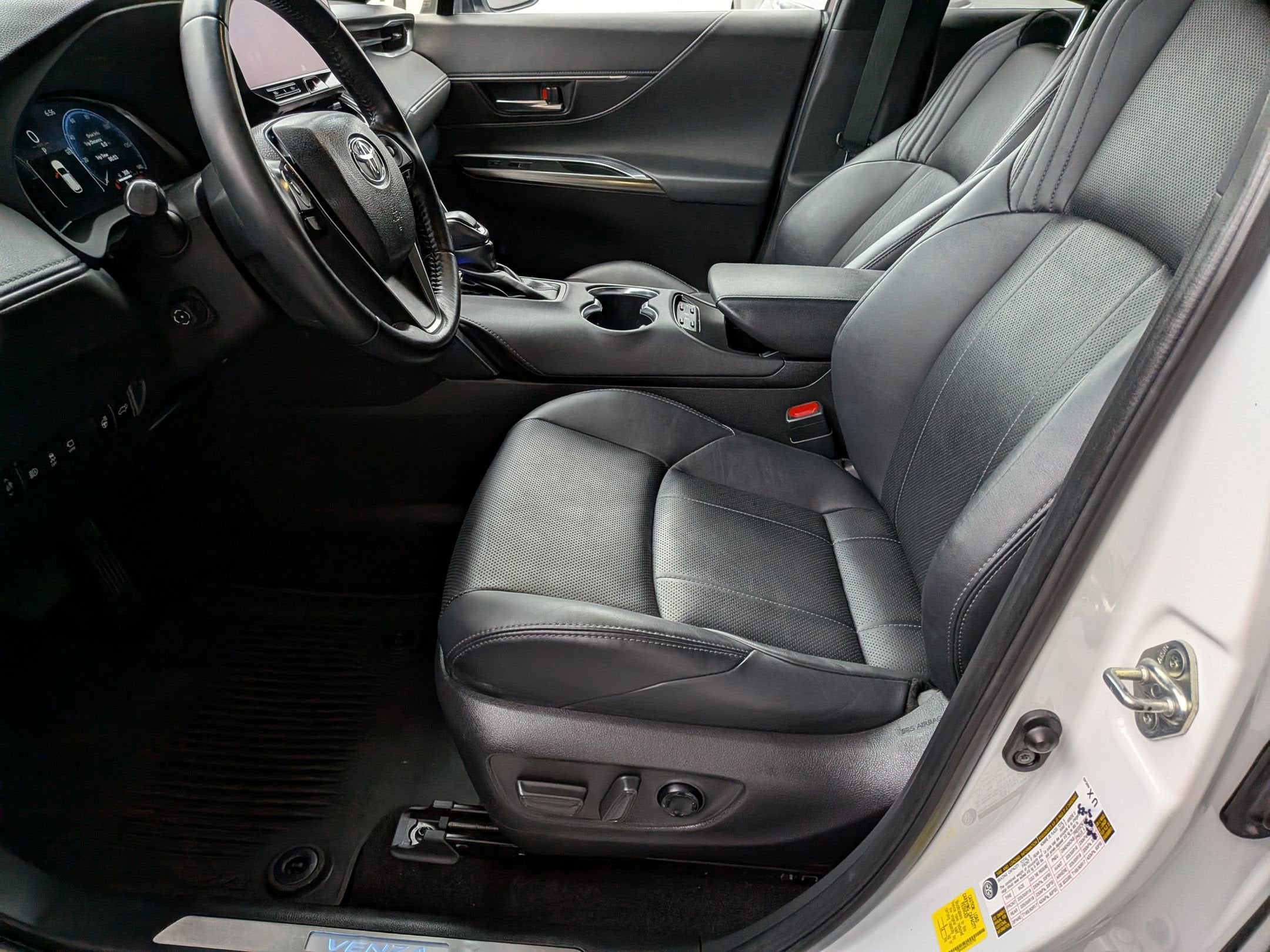 2023 Toyota Venza Limited