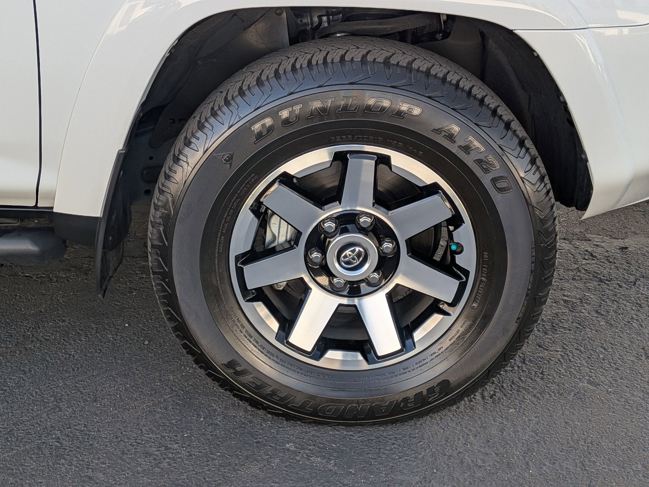 2023 Toyota 4RUNNER TRD Off Road Premium