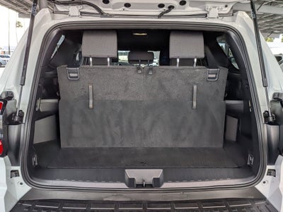 2025 Toyota 4RUNNER SR5