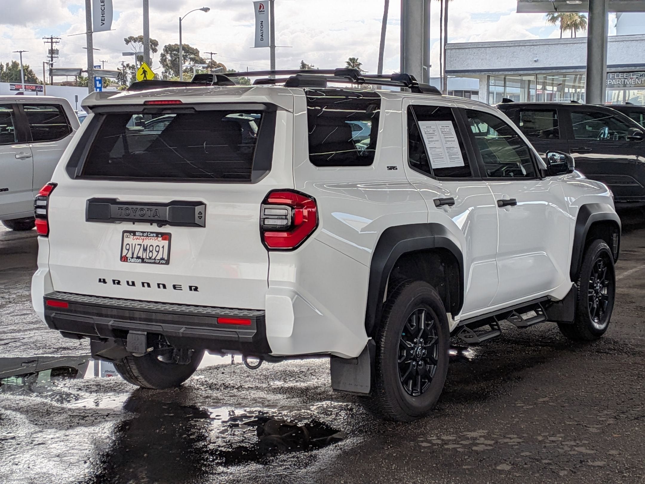 2025 Toyota 4RUNNER SR5