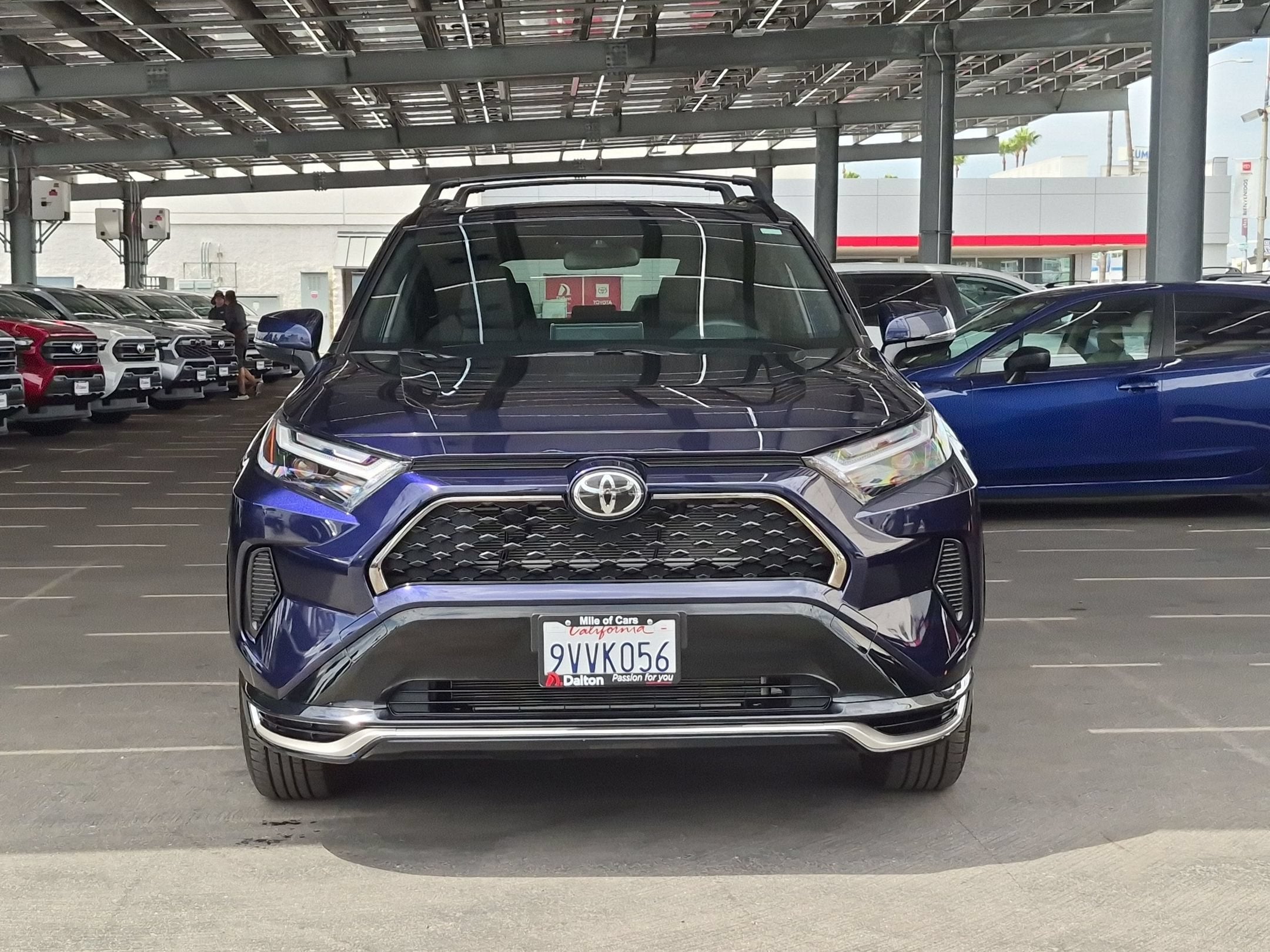 2025 Toyota RAV4 Plug-in Hybrid SE