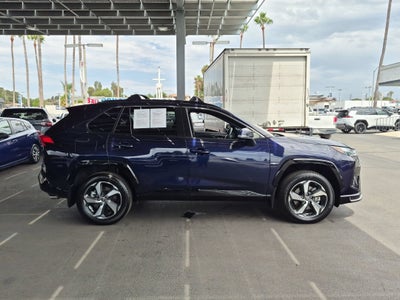 2025 Toyota RAV4 Plug-in Hybrid SE