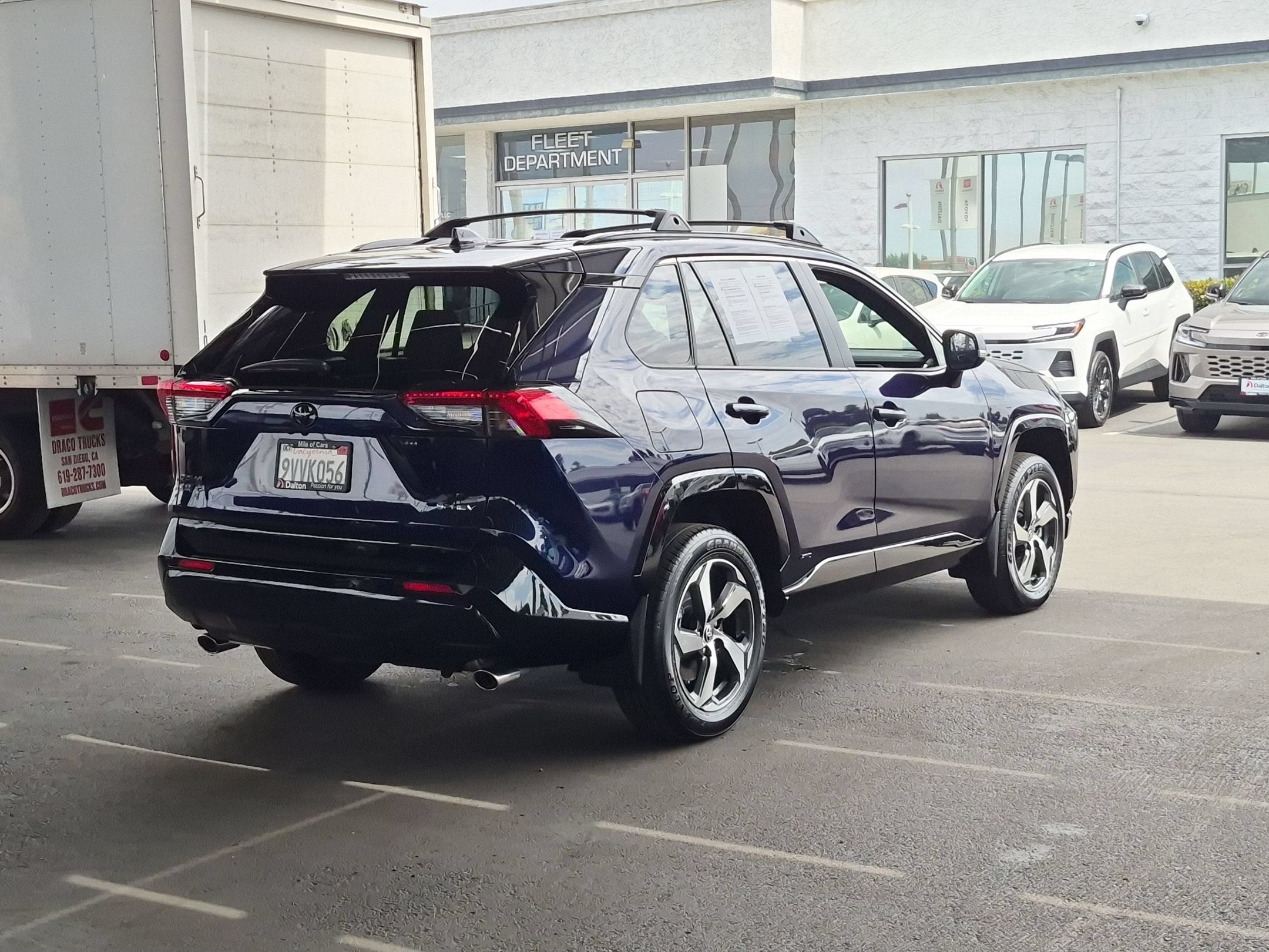 2025 Toyota RAV4 Plug-in Hybrid SE