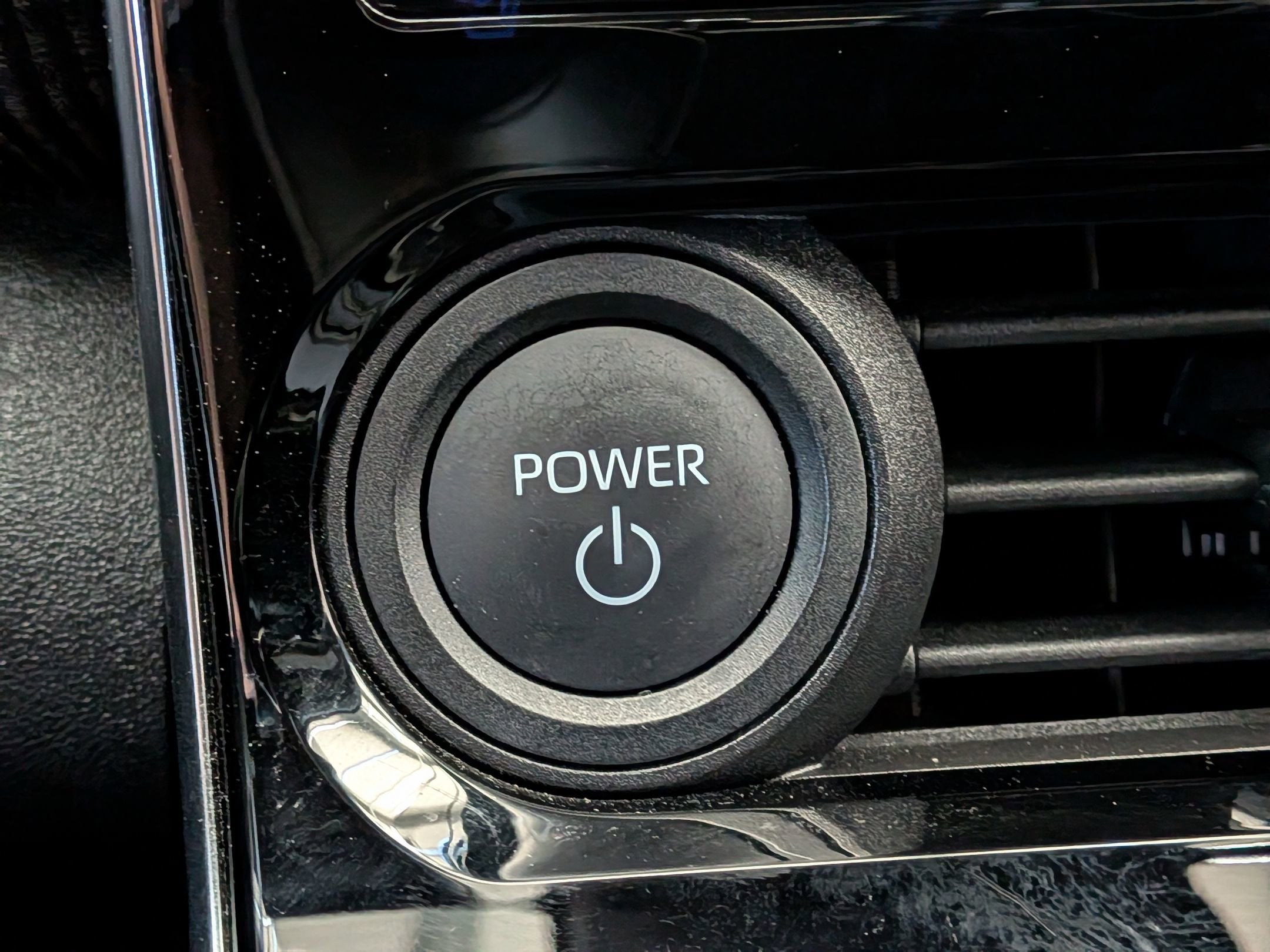 2023 Toyota bZ4X Limited