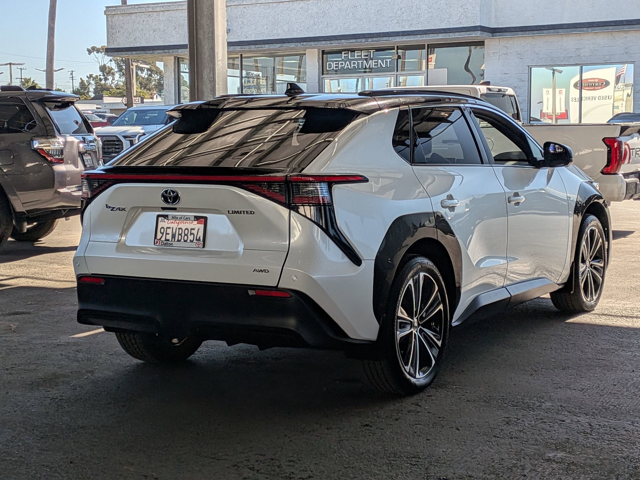 2023 Toyota bZ4X Limited