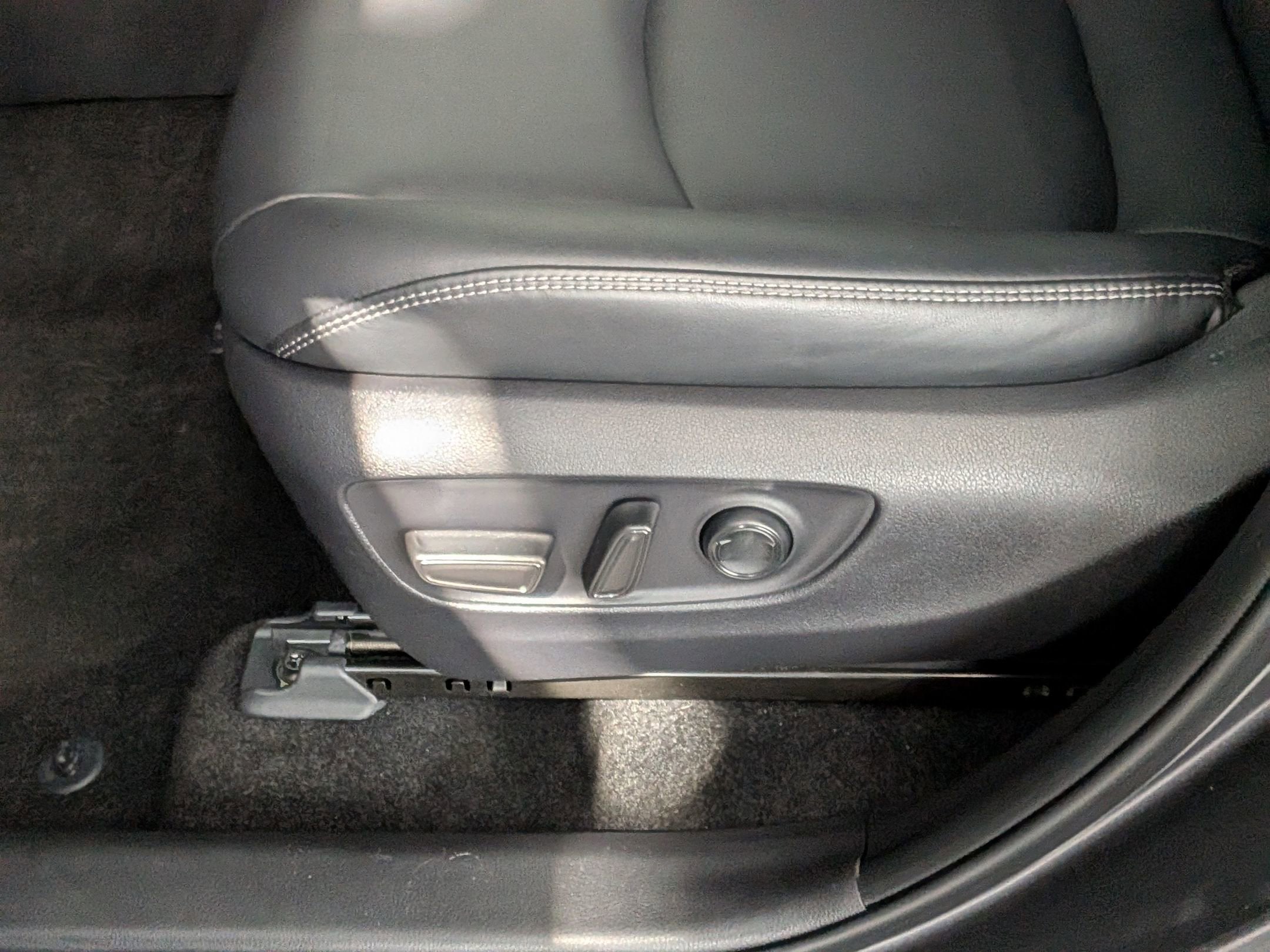 2023 Toyota RAV4 Hybrid Hybrid XLE Premium