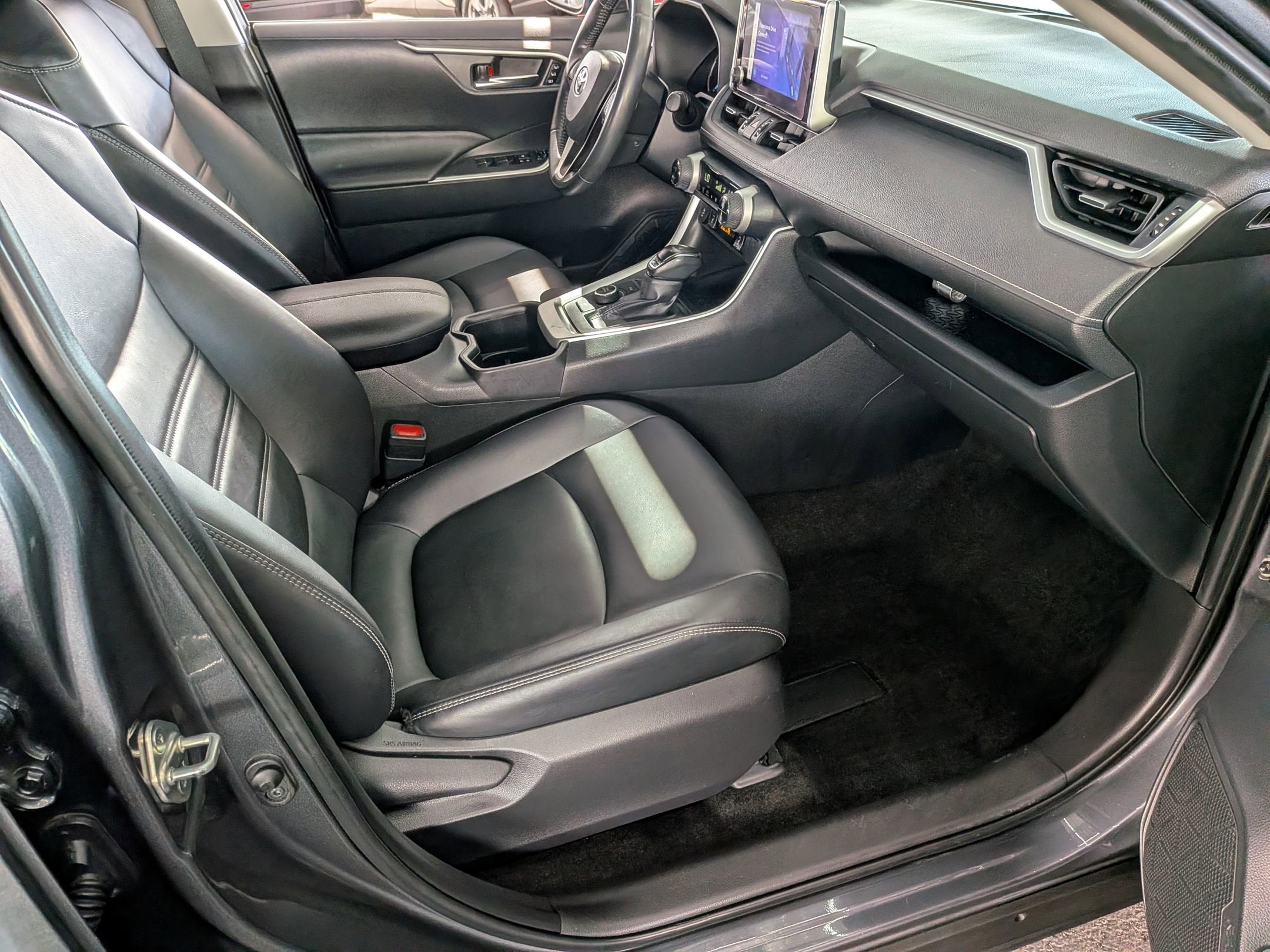 2023 Toyota RAV4 Hybrid Hybrid XLE Premium