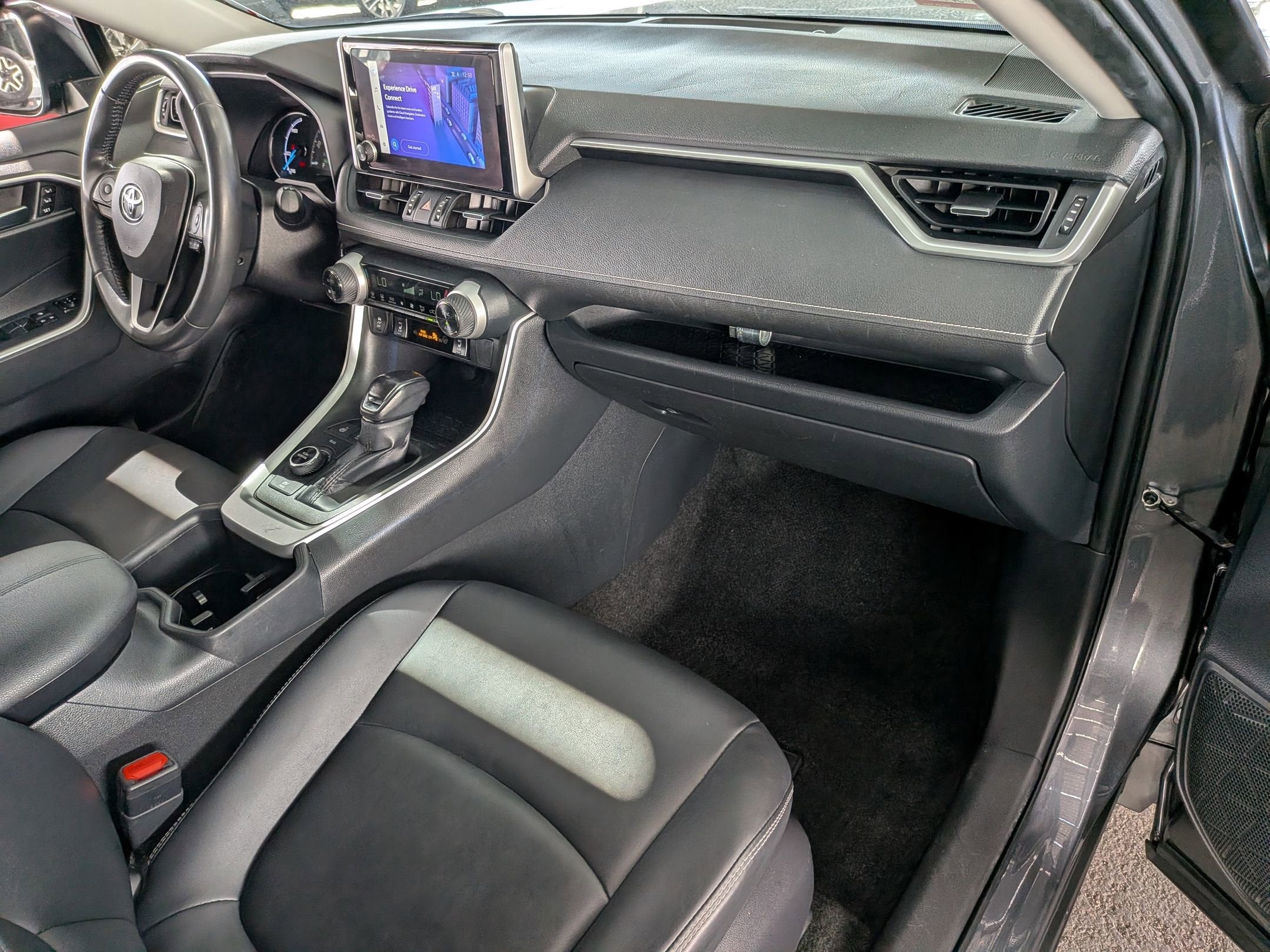 2023 Toyota RAV4 Hybrid Hybrid XLE Premium