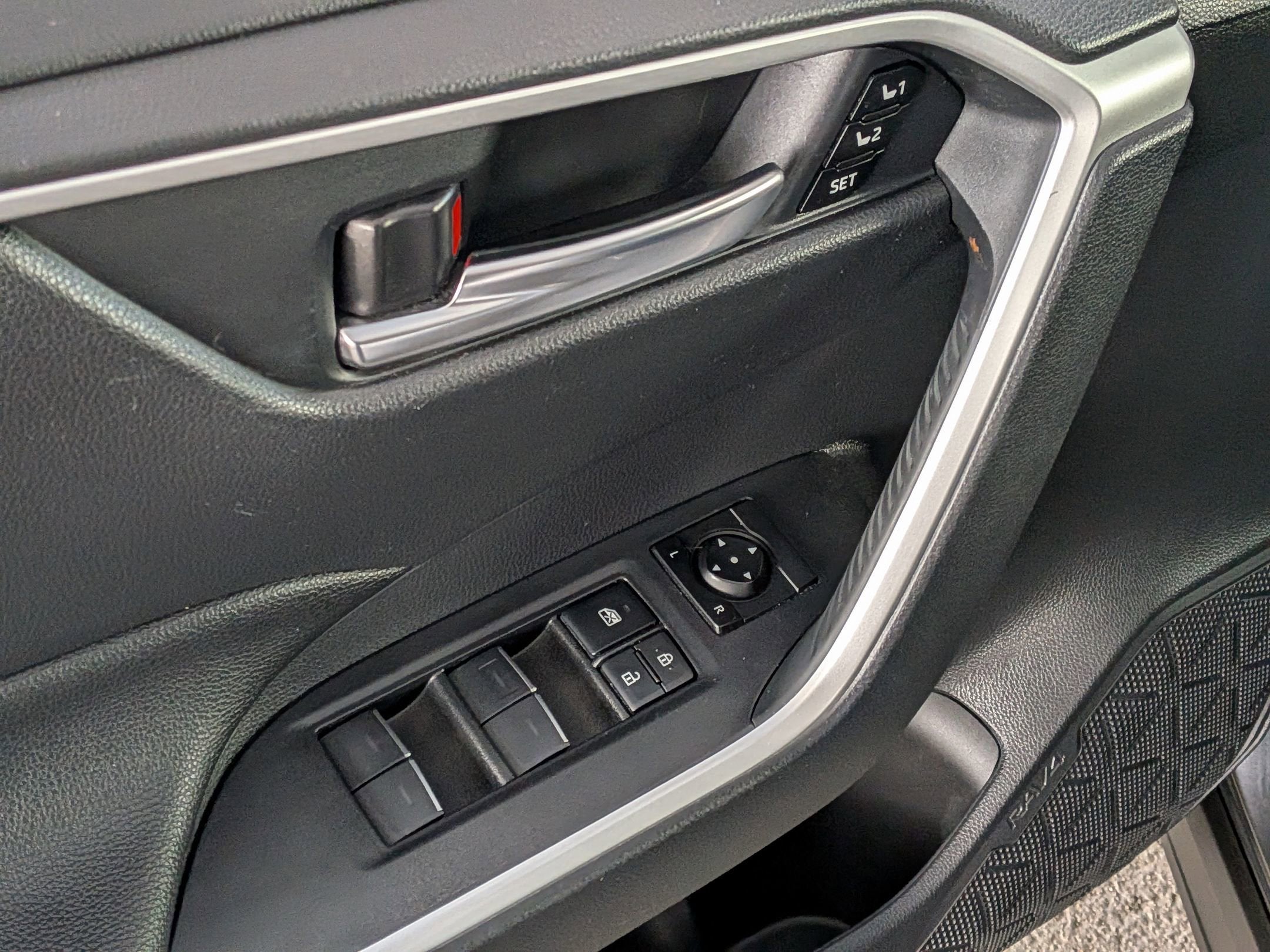 2023 Toyota RAV4 Hybrid Hybrid XLE Premium