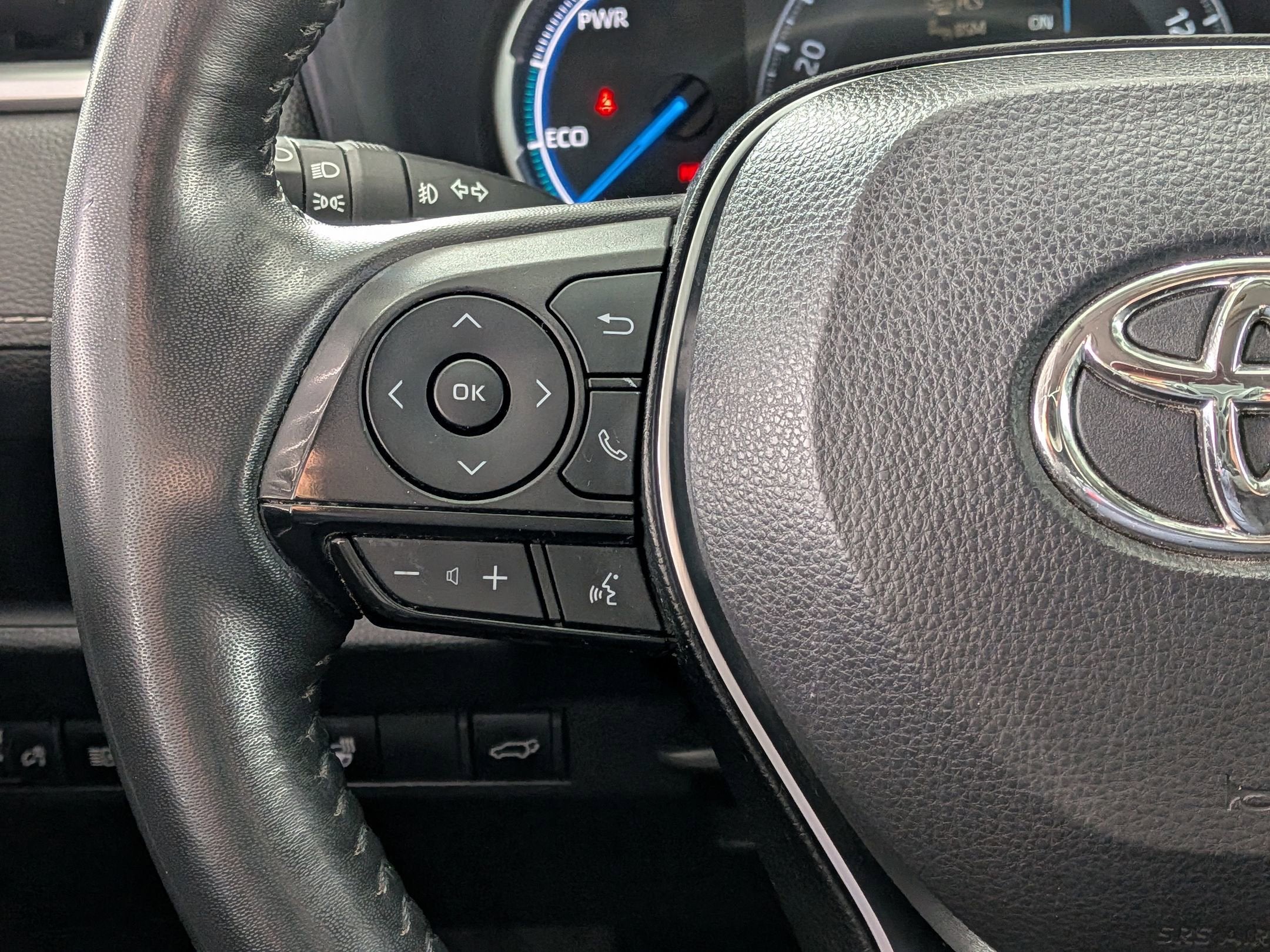 2023 Toyota RAV4 HYBRID Hybrid XLE Premium