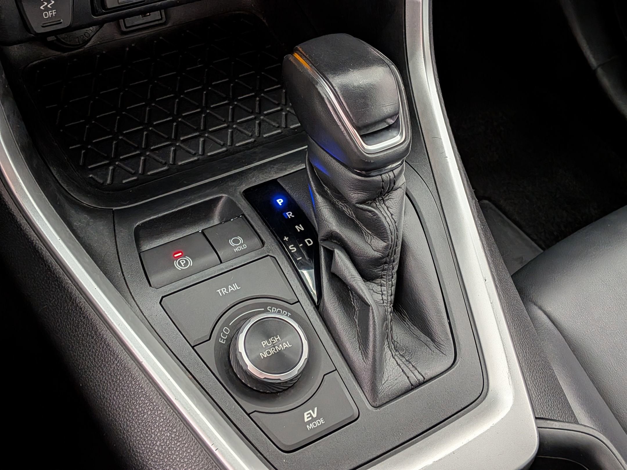2023 Toyota RAV4 HYBRID Hybrid XLE Premium