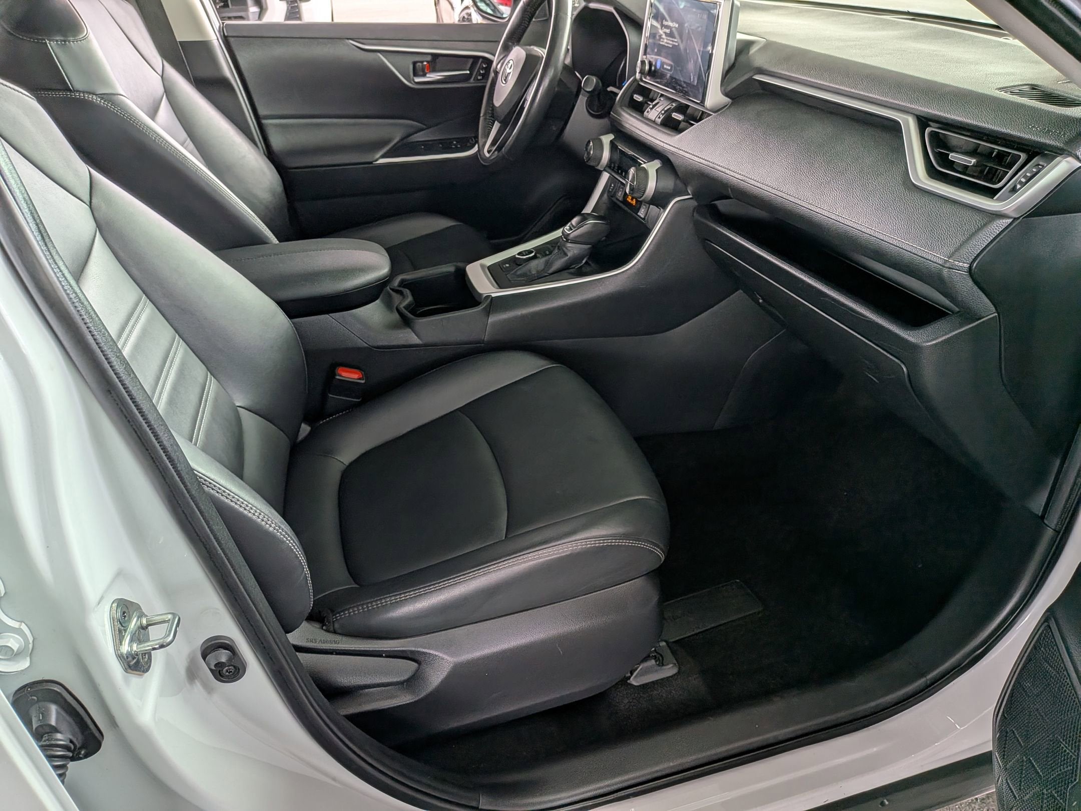 2023 Toyota RAV4 HYBRID Hybrid XLE Premium
