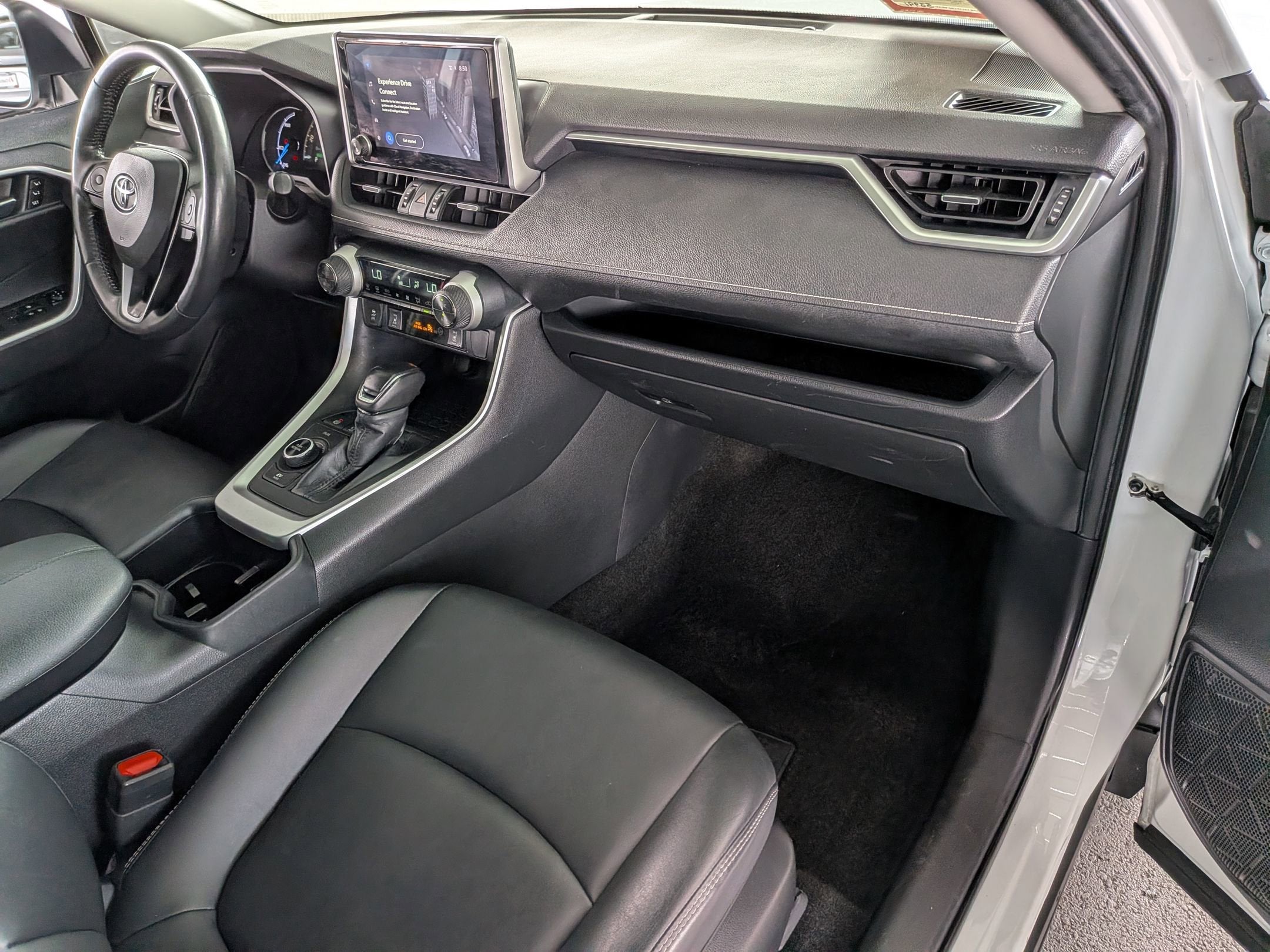 2023 Toyota RAV4 HYBRID Hybrid XLE Premium