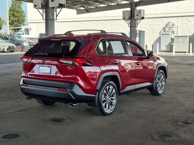 2025 Toyota RAV4 XLE Premium
