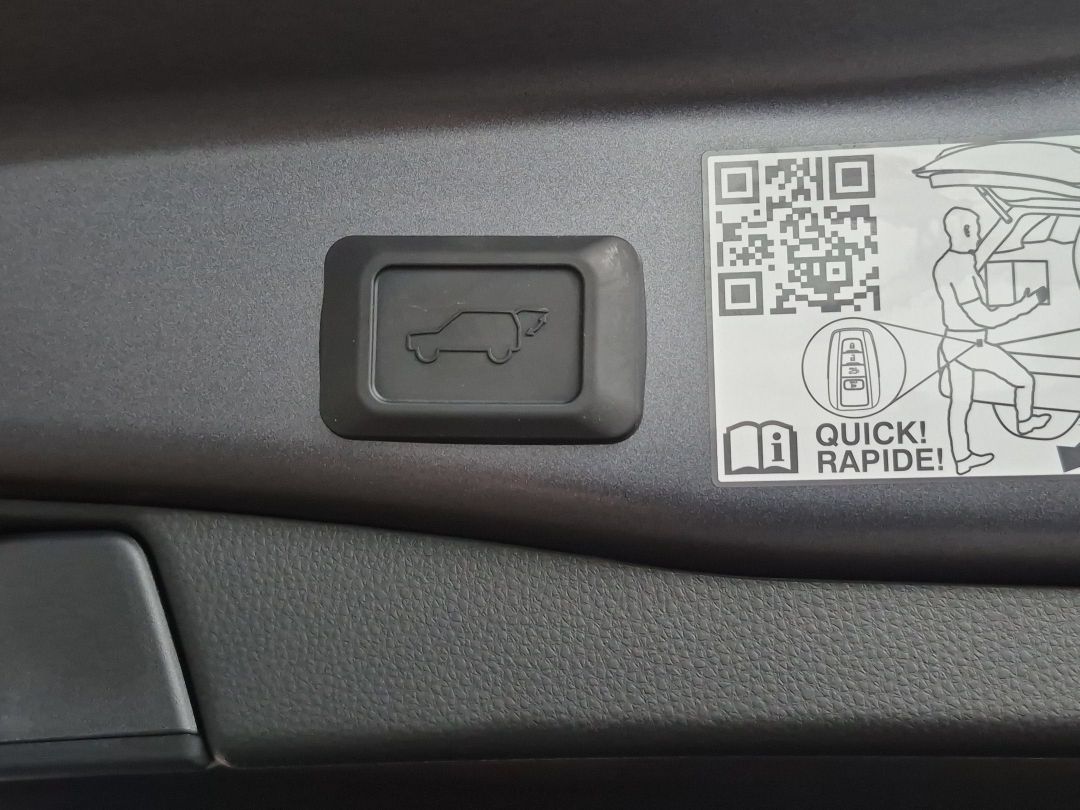 2023 Toyota RAV4 Hybrid Hybrid XSE