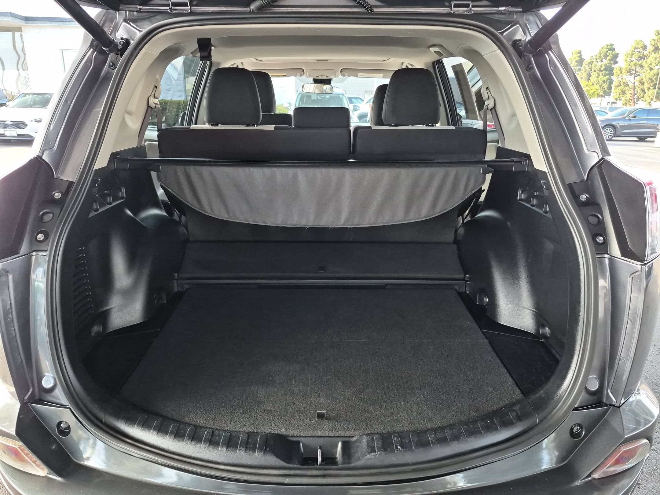 2018 Toyota RAV4 Hybrid Hybrid XLE