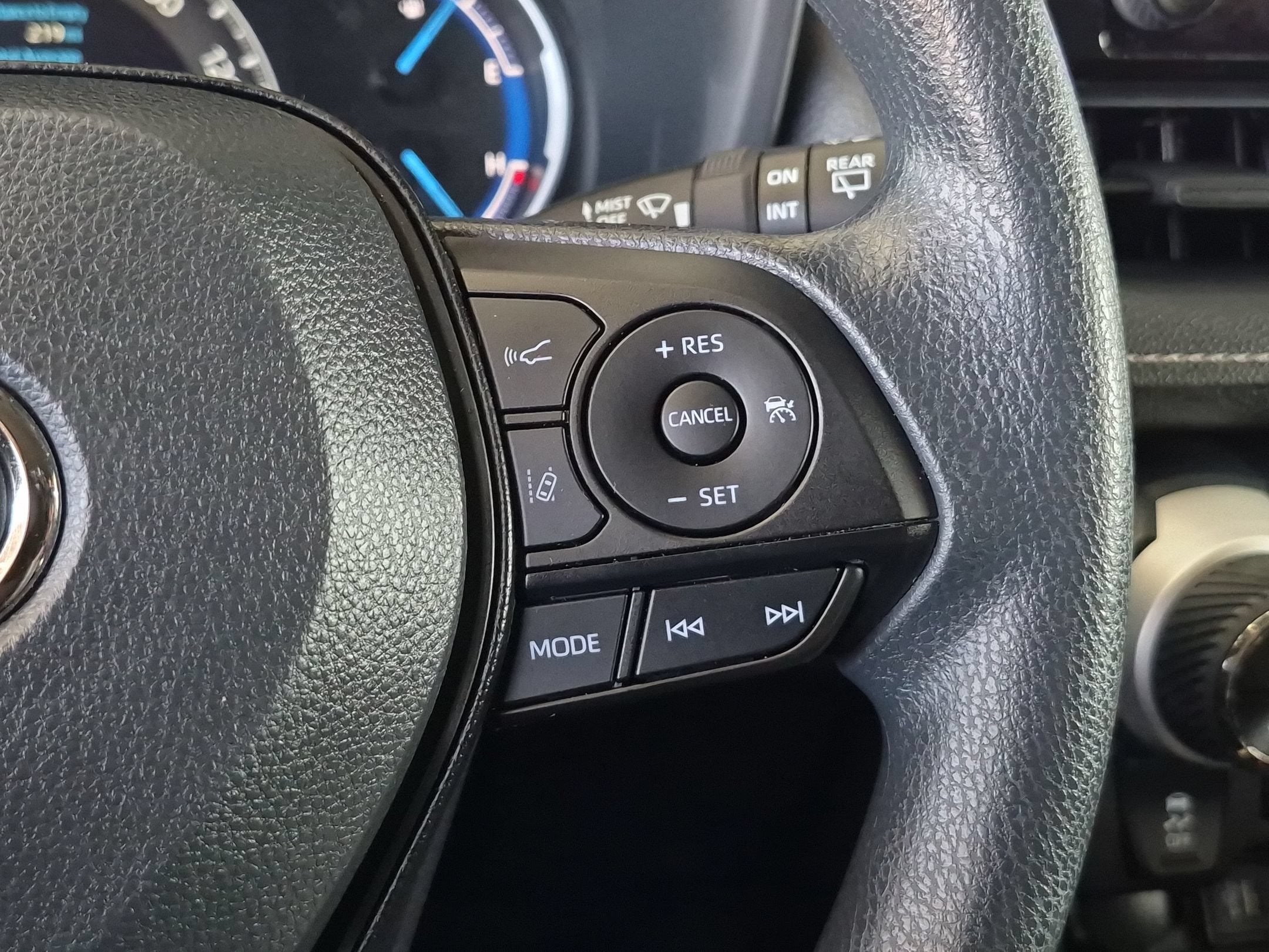 2025 Toyota RAV4 Hybrid Hybrid XLE