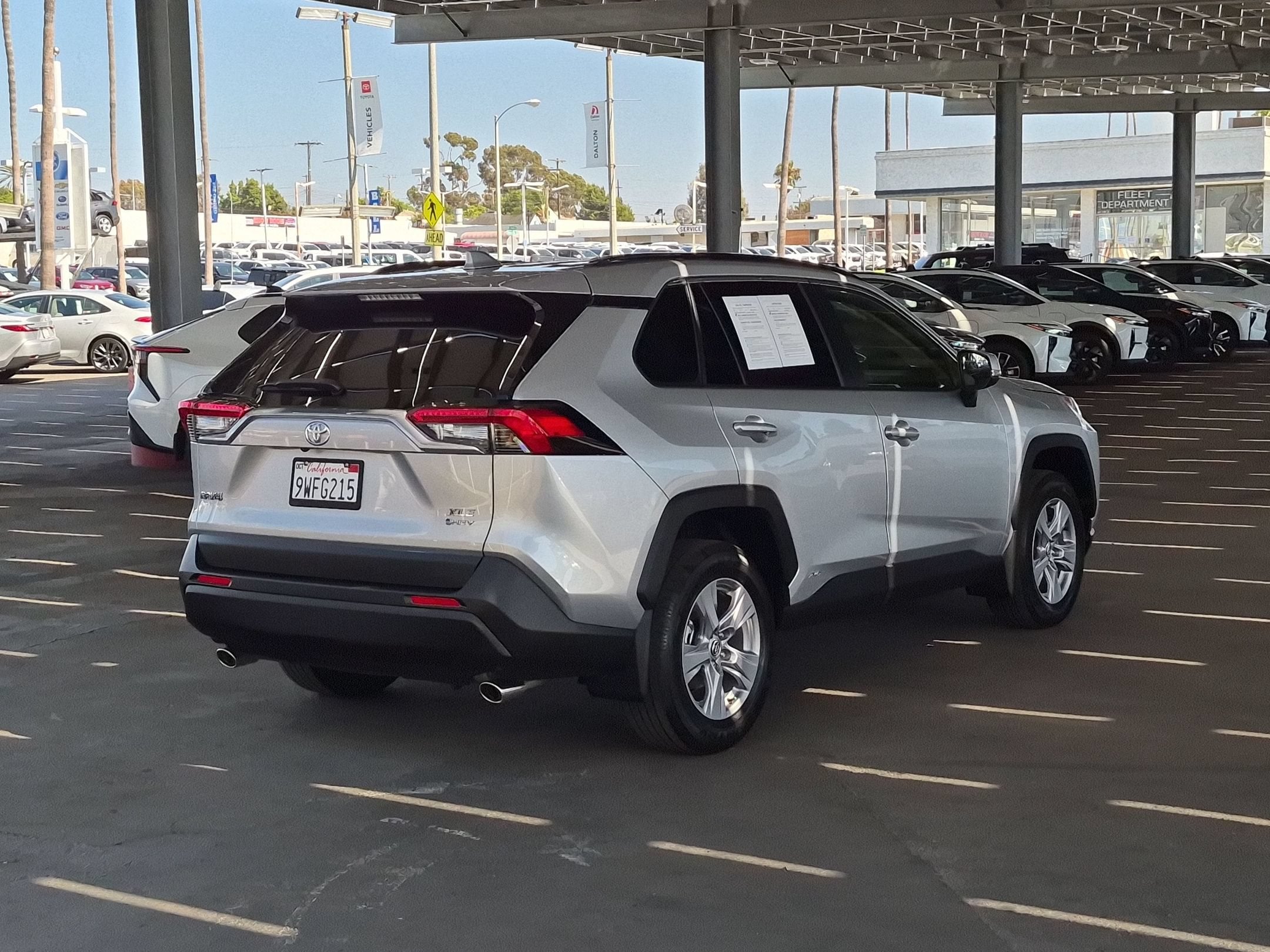 2025 Toyota RAV4 Hybrid Hybrid XLE