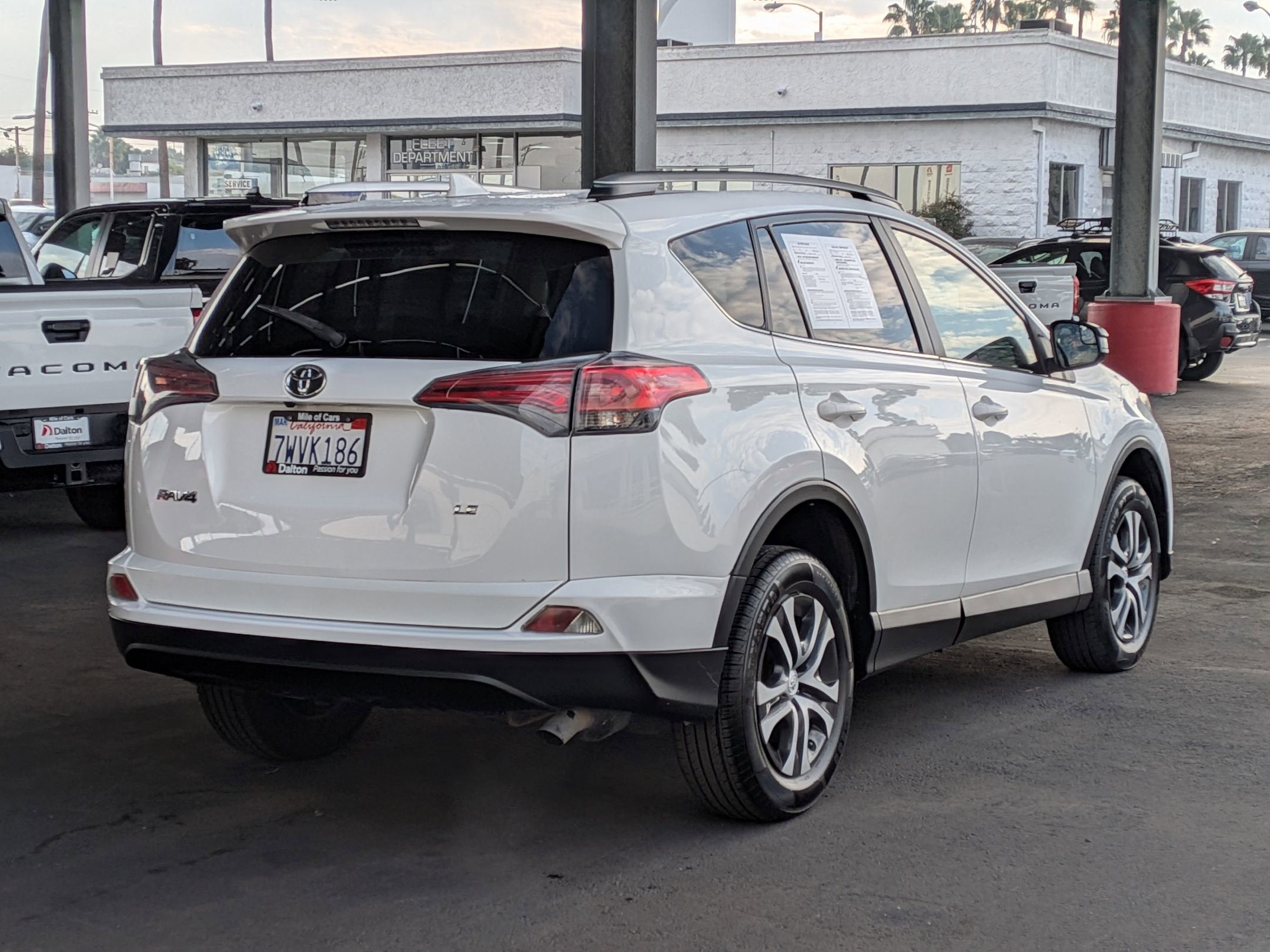 2017 Toyota RAV4 LE