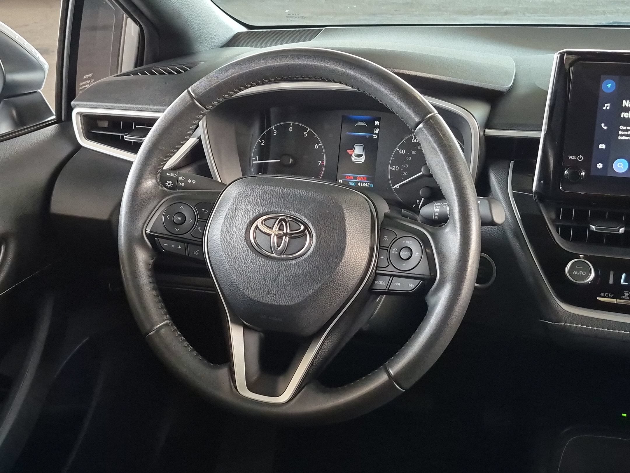 2024 Toyota Corolla Hatchback SE